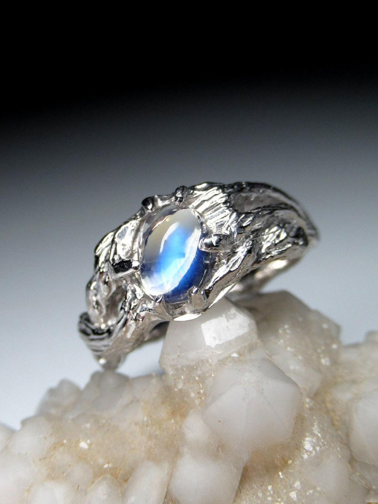 Adularia Moonstone Silver Ring Cabochon fine quality wedding anniversary gift For Sale 2