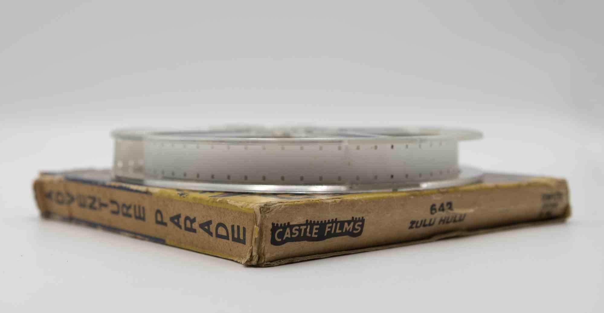 Adventure Parade is an original film from the 1950s.

Complete edition, Zulu Hulu. Castle films.

It includes original packaging.

16mm.

Good conditions