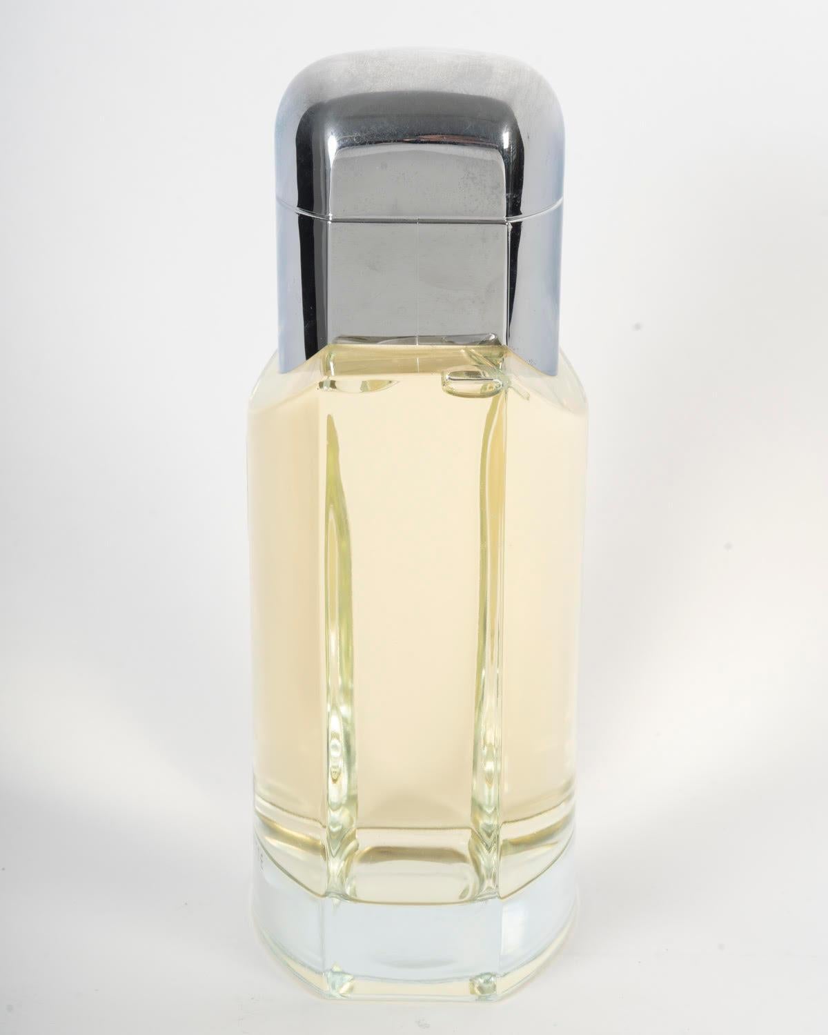 Francese Bottiglia pubblicitaria, bottiglia di profumo gigante, profumo Ferrari, circa 1980. in vendita