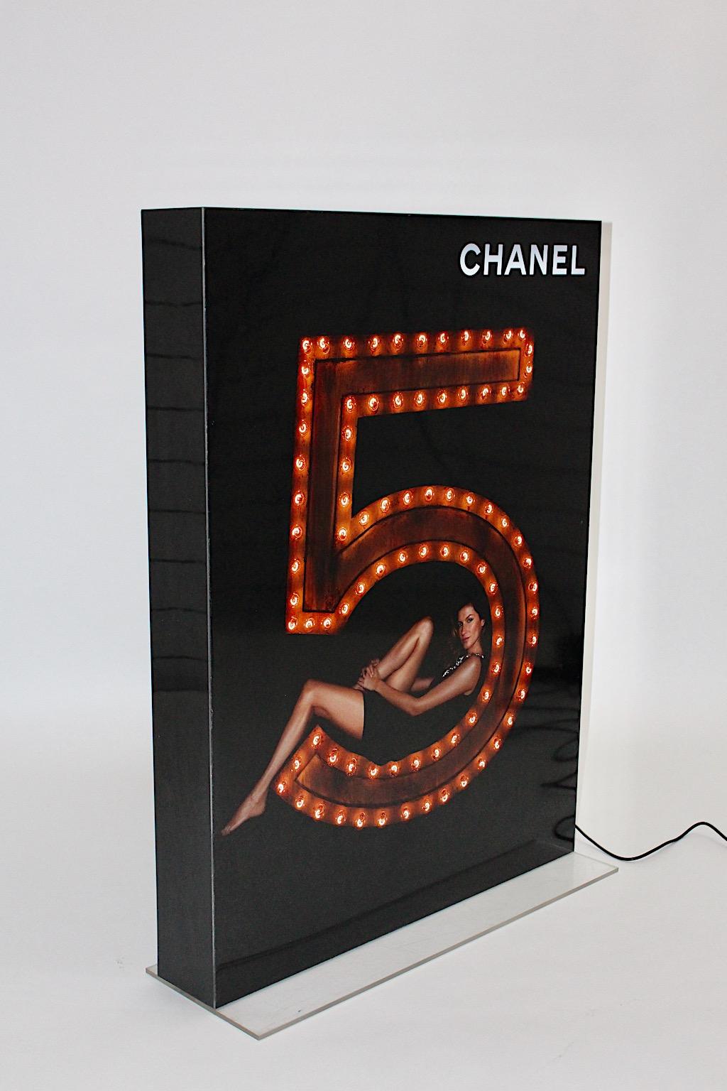 Advertising Vintage Lighting Display Chanel No. 5 Black Gold For Sale 1