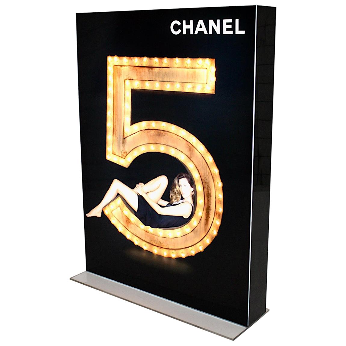 Affiche publicitaire de luminaires vintage Chanel n° 5 noir et or en vente