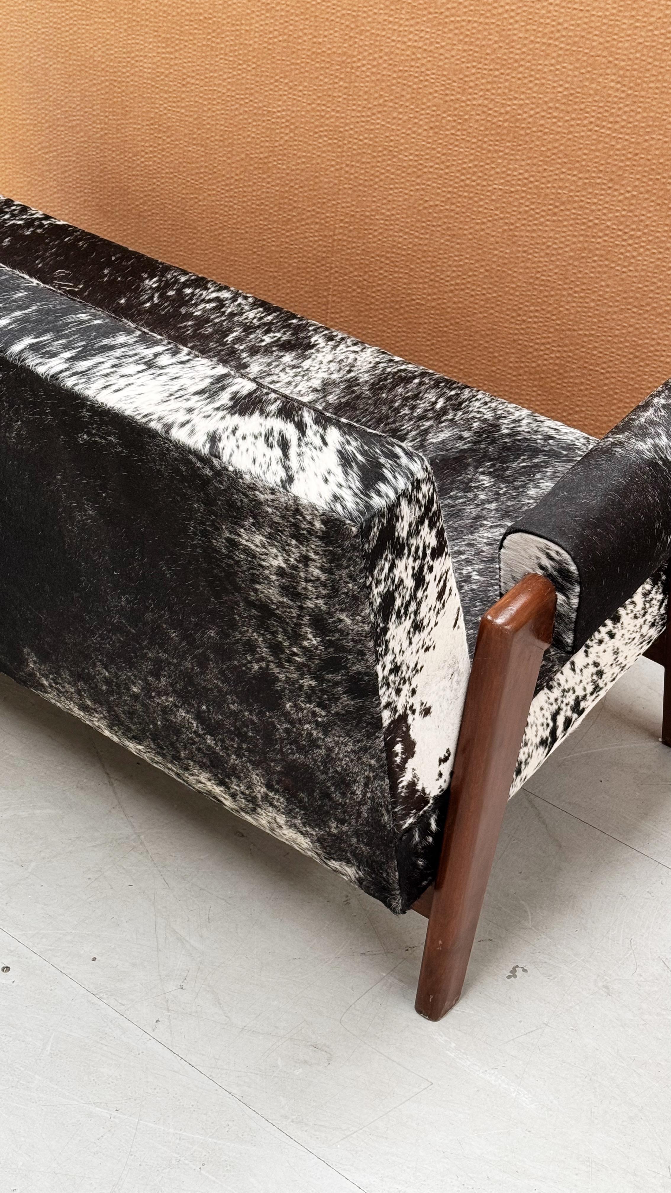 Advocate Sofa von Le Corbusier und Pierre Jeanneret ''PJ-SI-42-B'' im Zustand „Gut“ im Angebot in Soho, London, GB