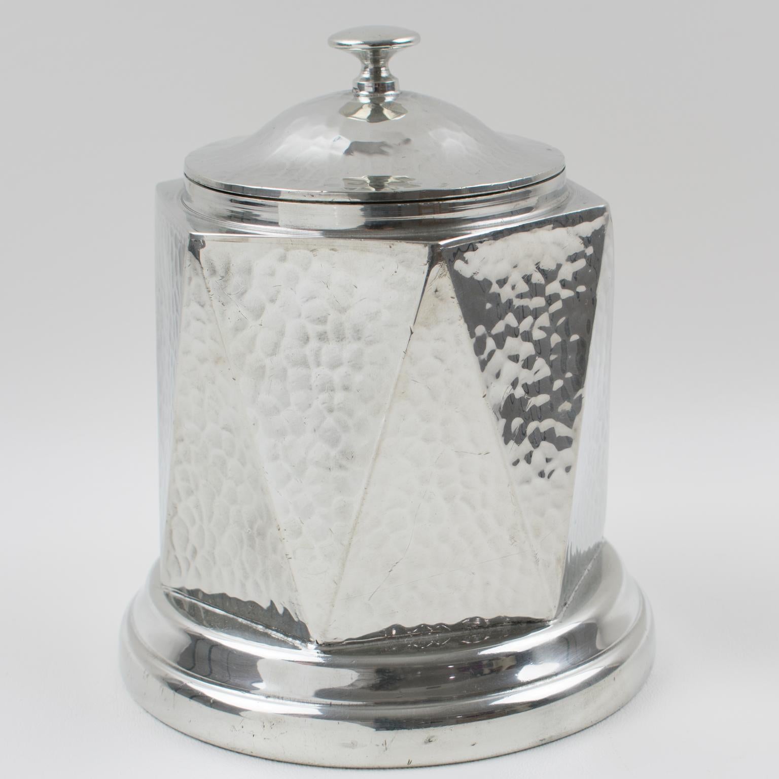 A.E. Poston & Co. English Art Deco Pewter Tea Caddy Box In Good Condition For Sale In Atlanta, GA