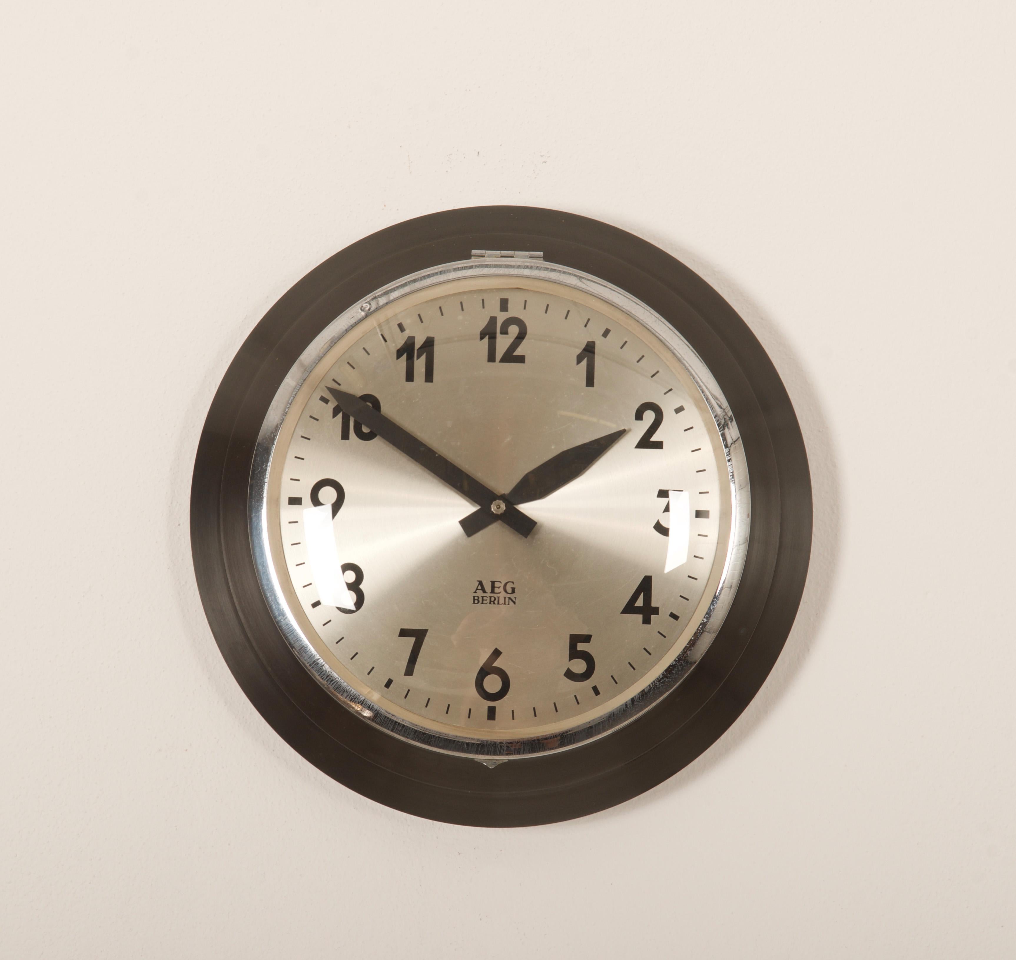 AEG Factory, Station Wall Clock by Peter Behrens For Sale 3