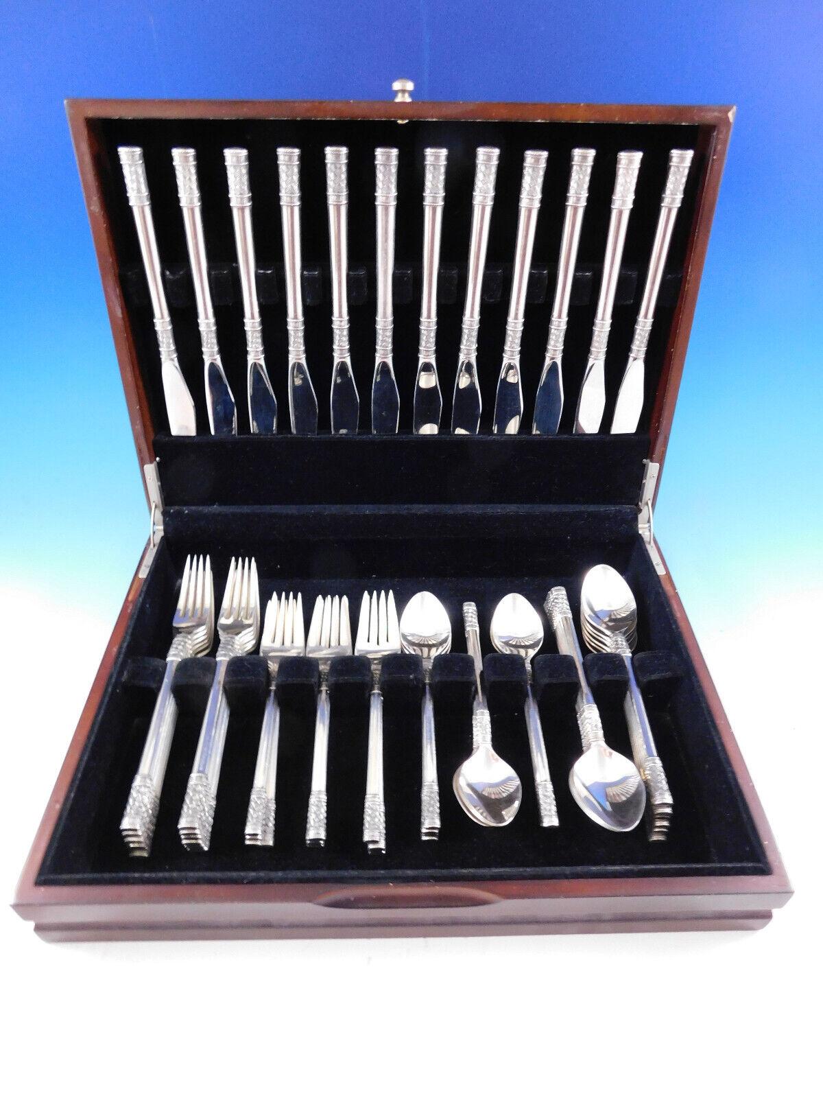Aegean Weave Plain by Wallace Sterling Silver Flatware set - 60 pieces. This set includes:

12 Knives, 9 3/8