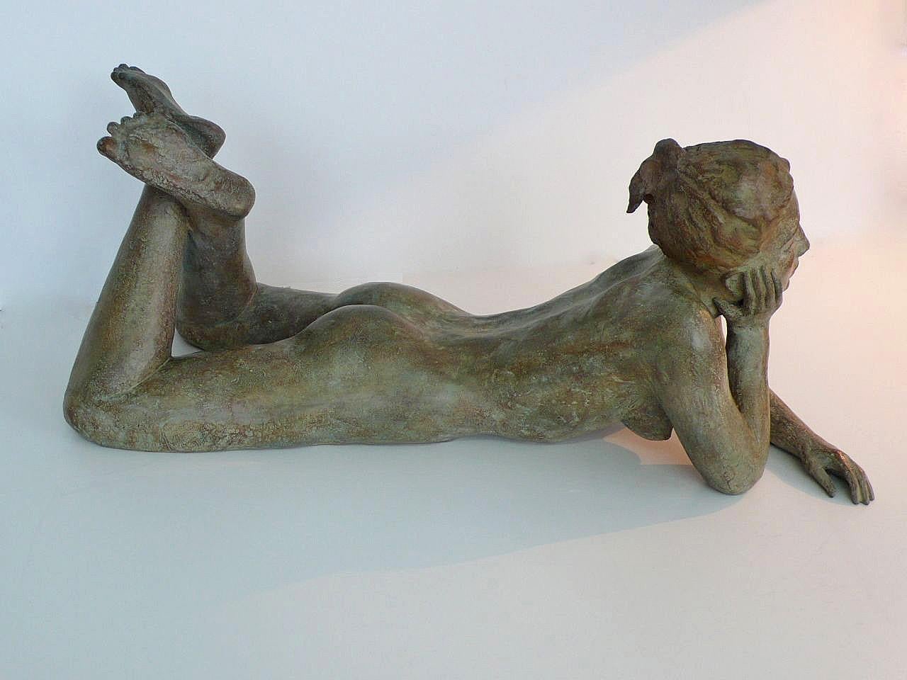 Aelle Figurative Sculpture - Le Bonheur