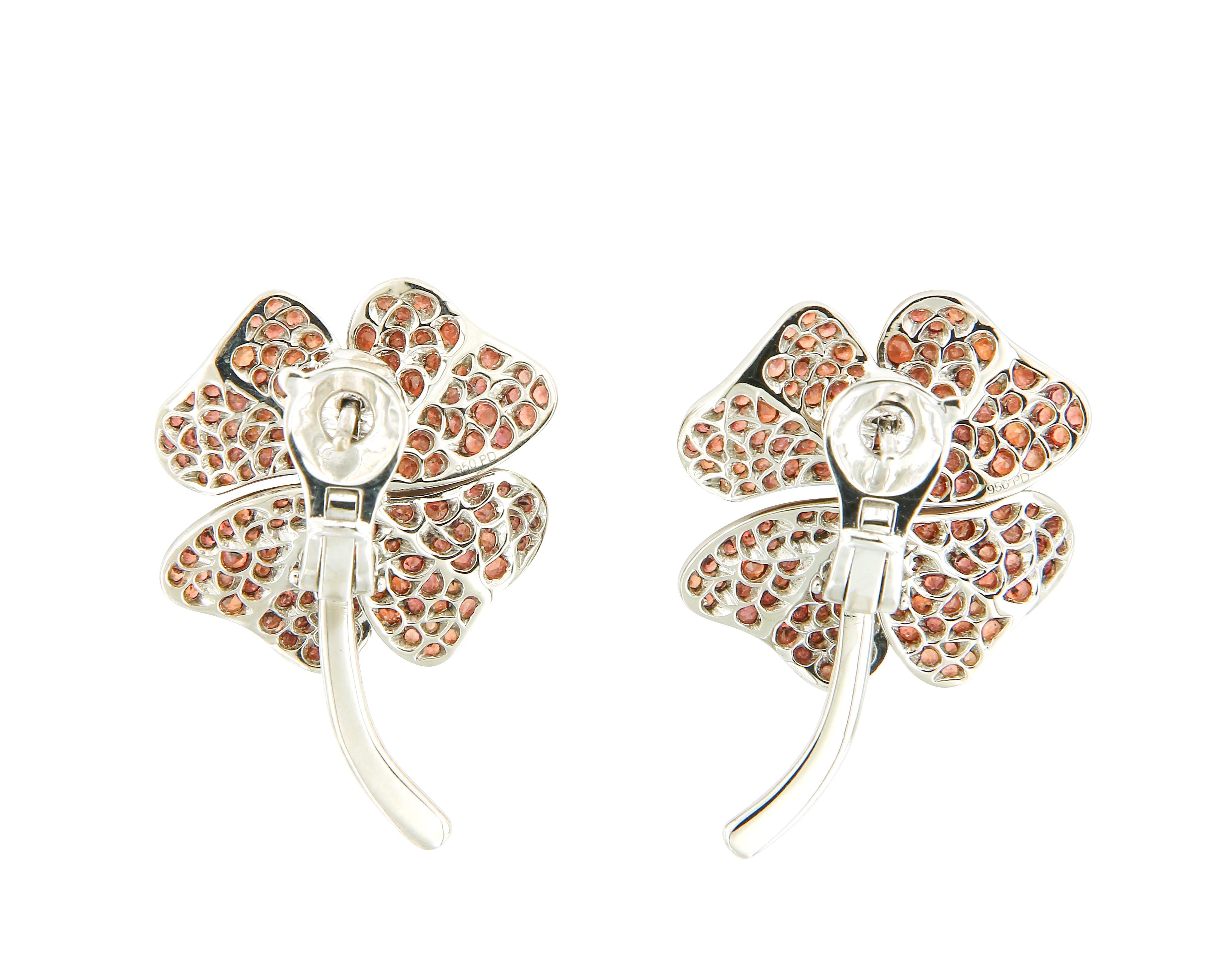 Round Cut AENEA 18k White Gold Palladium Orange Sapphire White Diamonds Flower Earrings For Sale