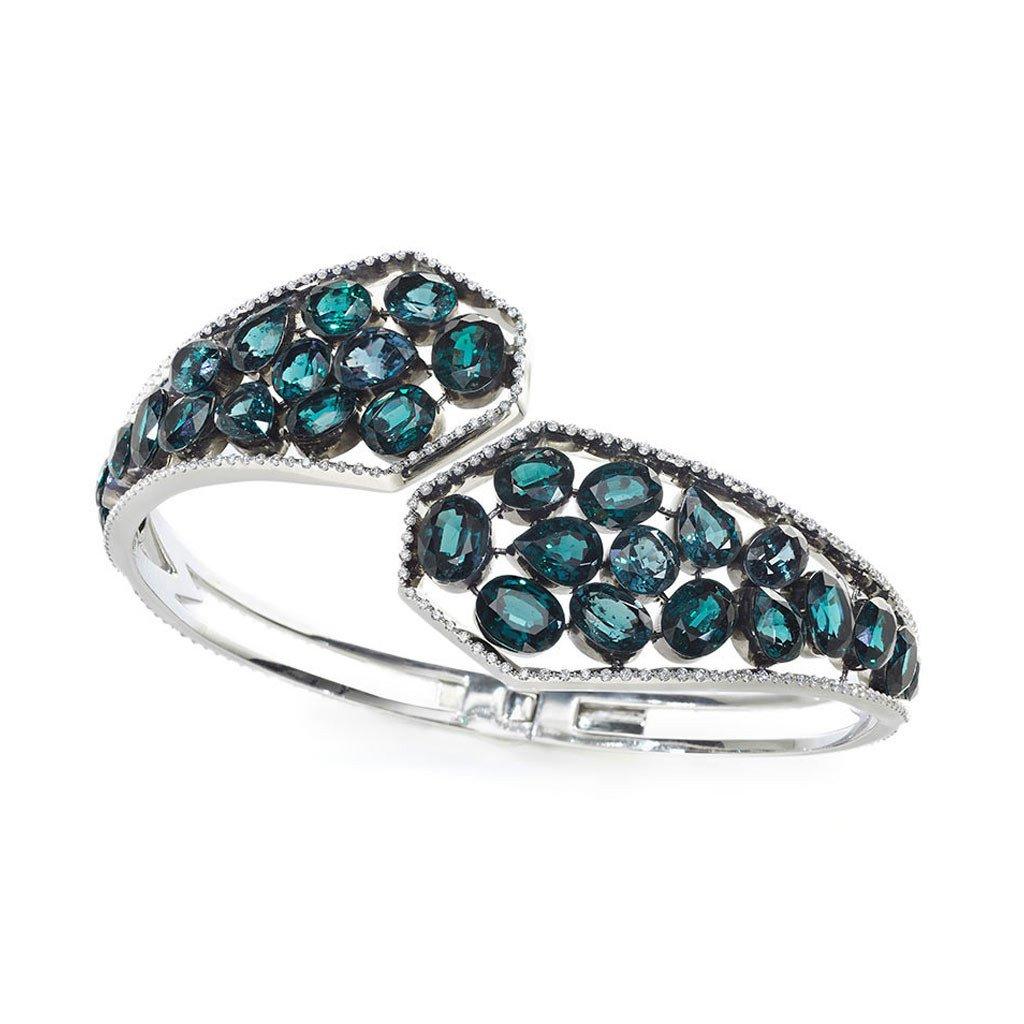 AENEA Bracelet jonc en or jaune 18 carats avec émeraudes multicolores arc-en-ciel, rubis et saphirs en vente 9