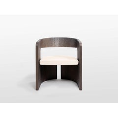 Sedia da salotto Aeneas in Oak macchiato, bronzo patinato e pelle di OZA Design