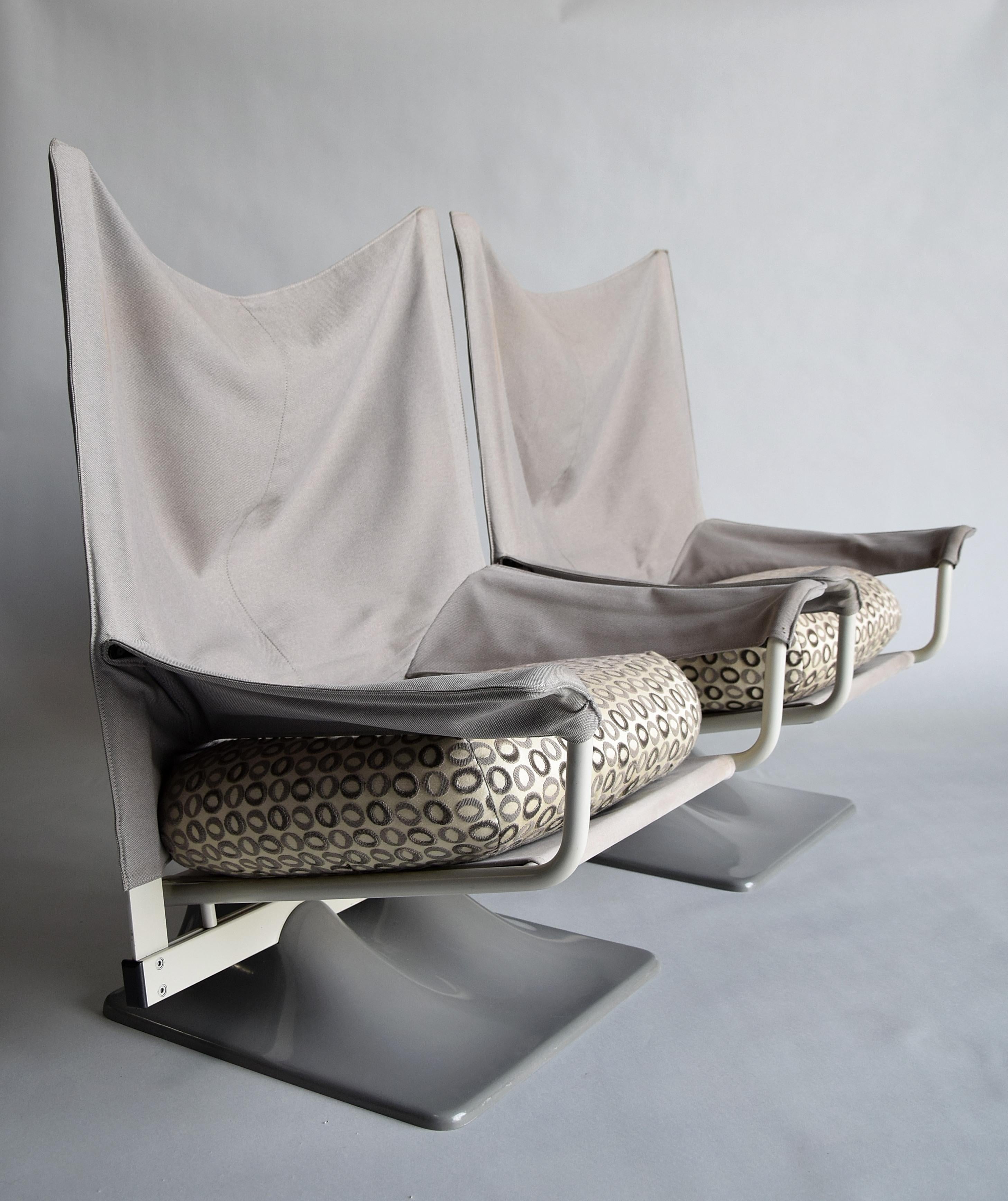 Paar AEO-Sessel von Paolo Deganello von Archizoom Associates für Cassina, Italien (Metall) im Angebot