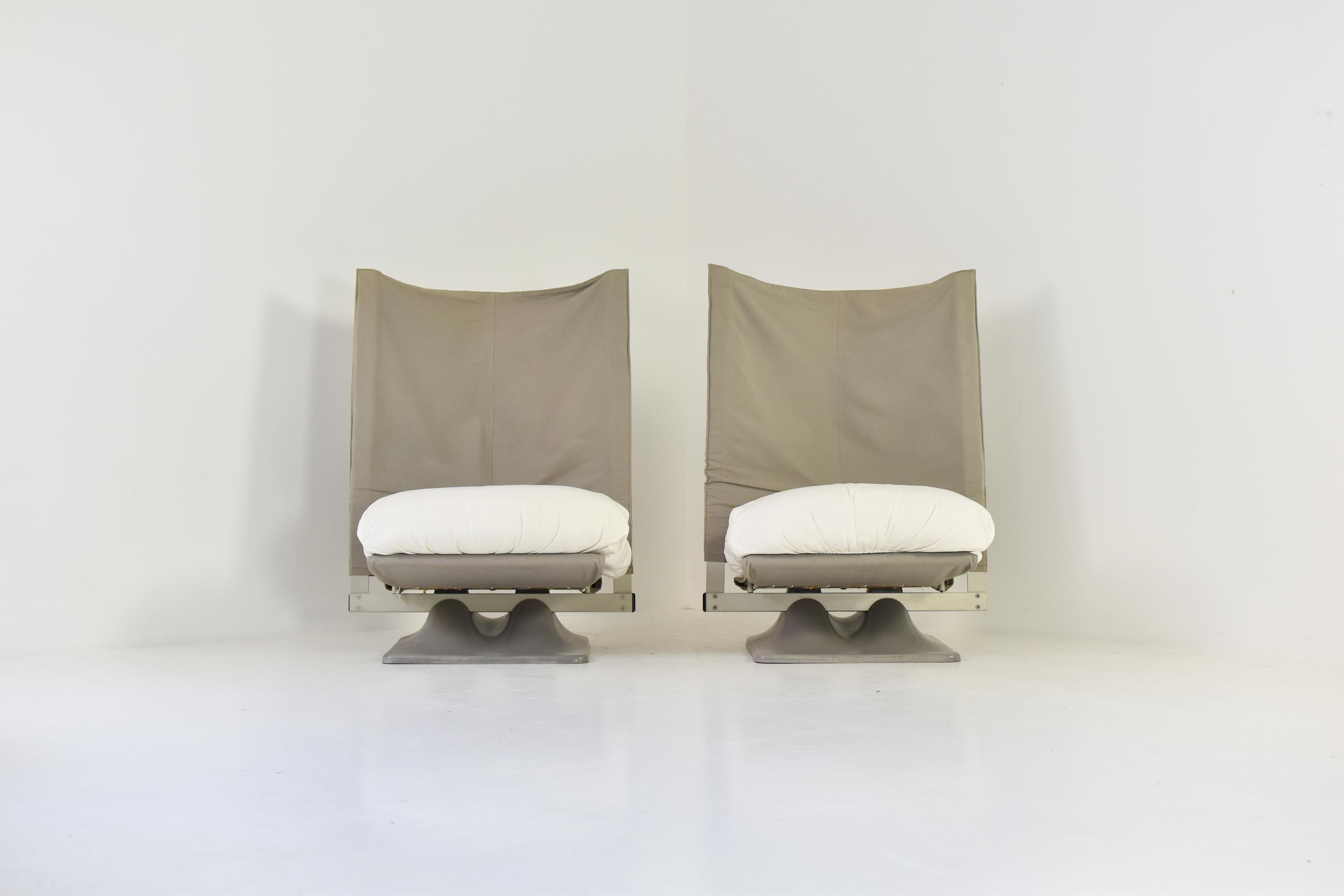 A set of two ‘AEO’ lounge chairs designed by Paolo Deganello for Cassina, Italy 1973. These lounge chairs are an unorthodox interpretation of the modern design armchair at that time being. This reflects in the shape and use of materials. Our