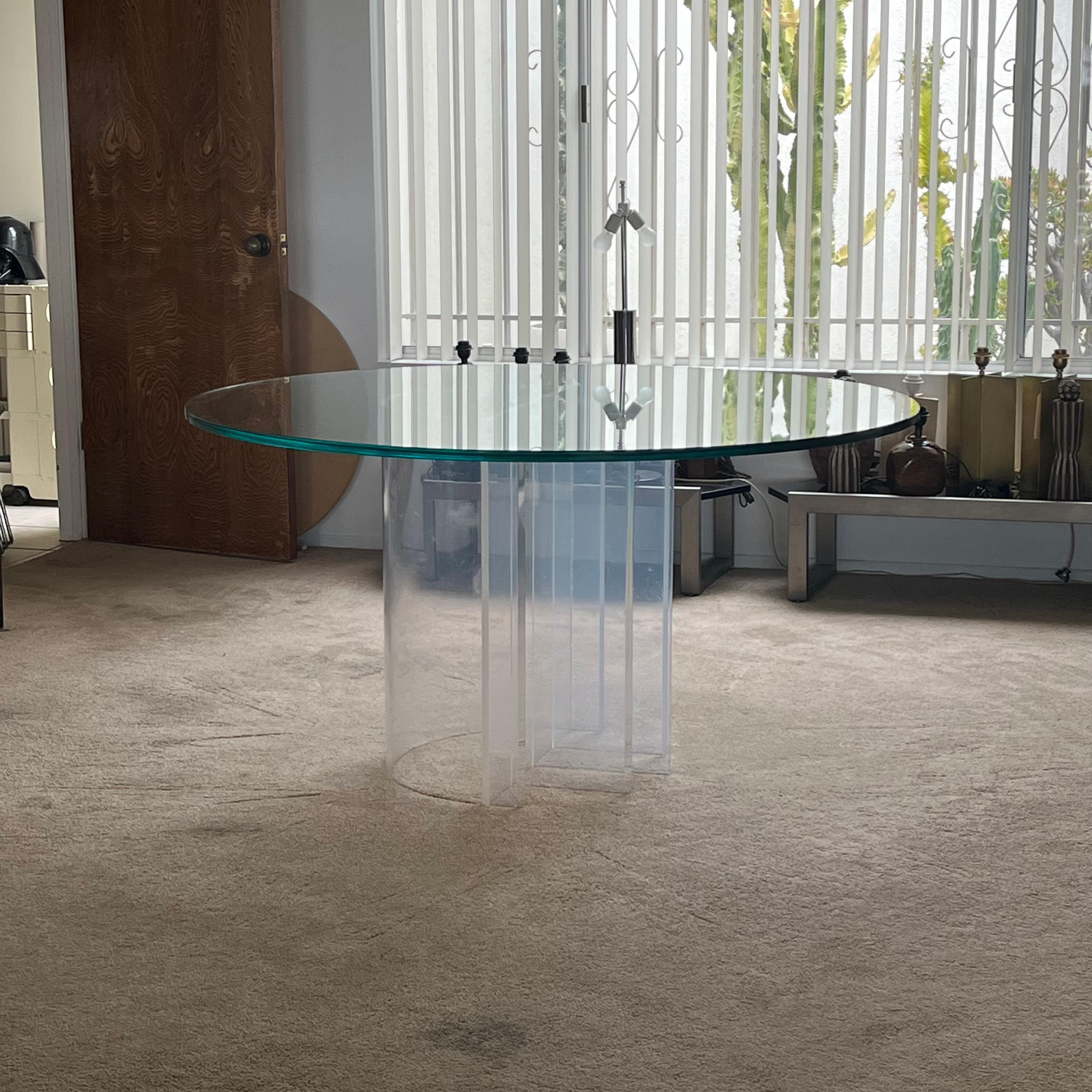 Postmoderne Table de salle à manger « Blade » aérienne en acrylique et verre de Charles Hollis Jones en vente