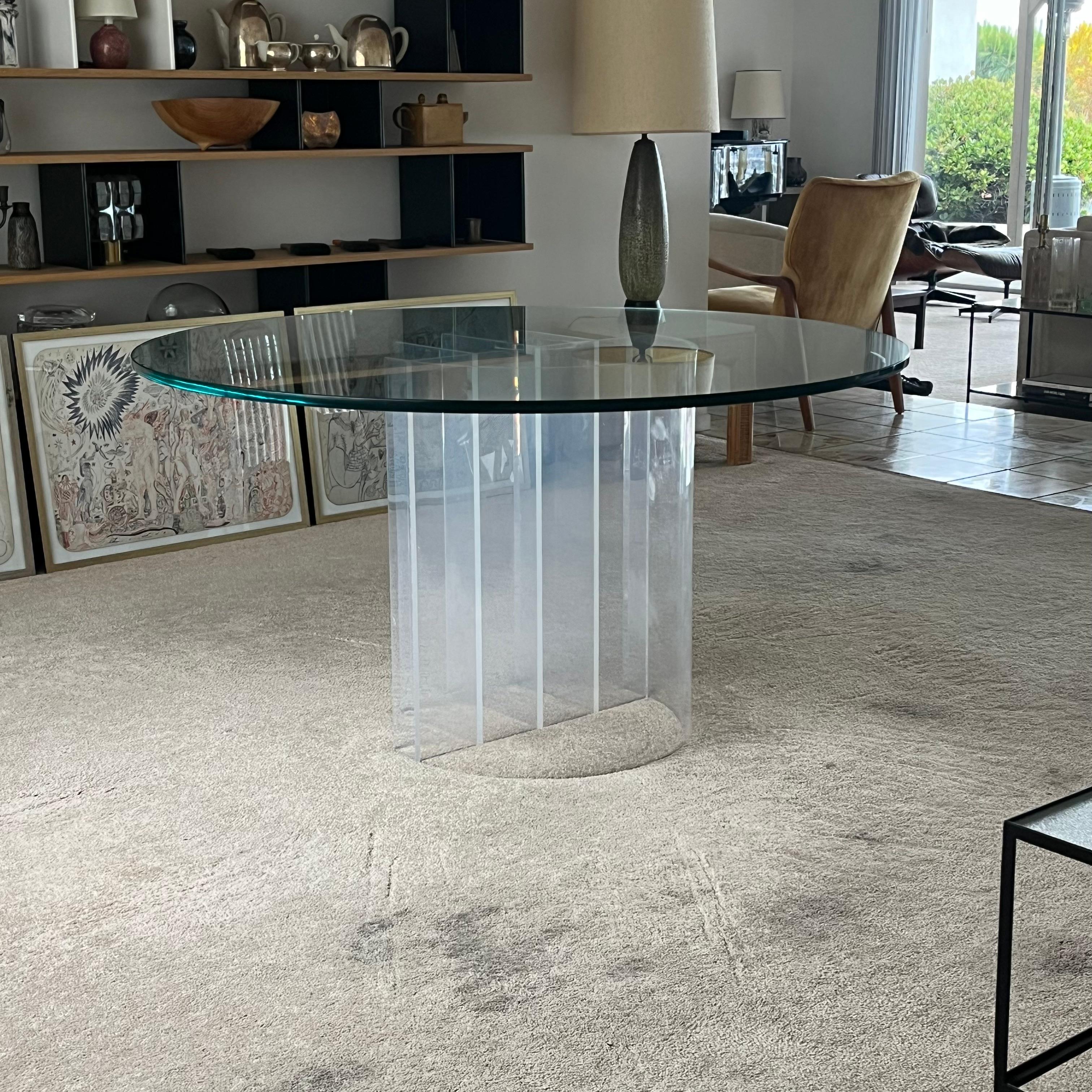 Poli Table de salle à manger « Blade » aérienne en acrylique et verre de Charles Hollis Jones en vente