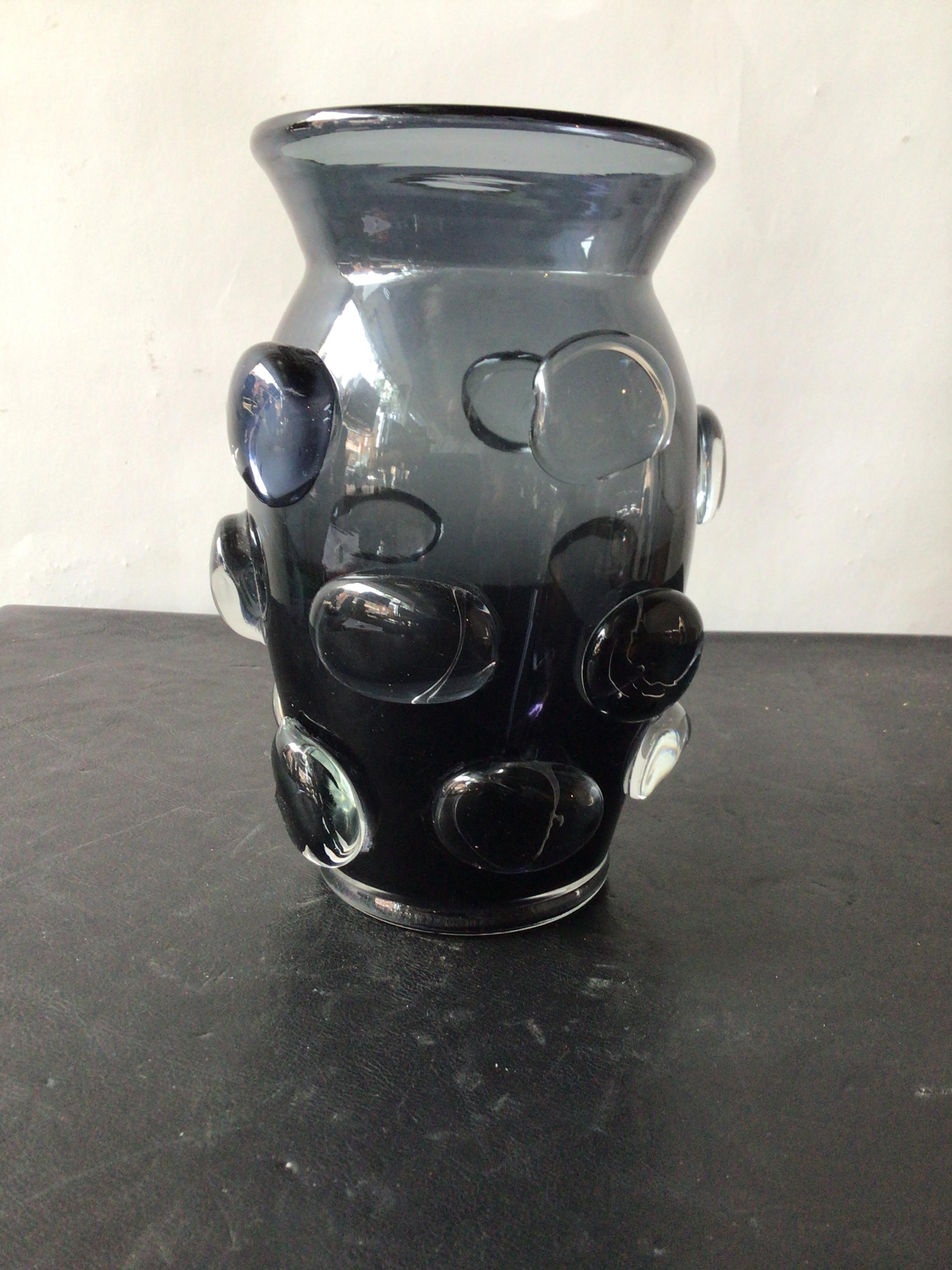 Verre d'art Grand vase Abel noir ou transparent d'Aerin en vente