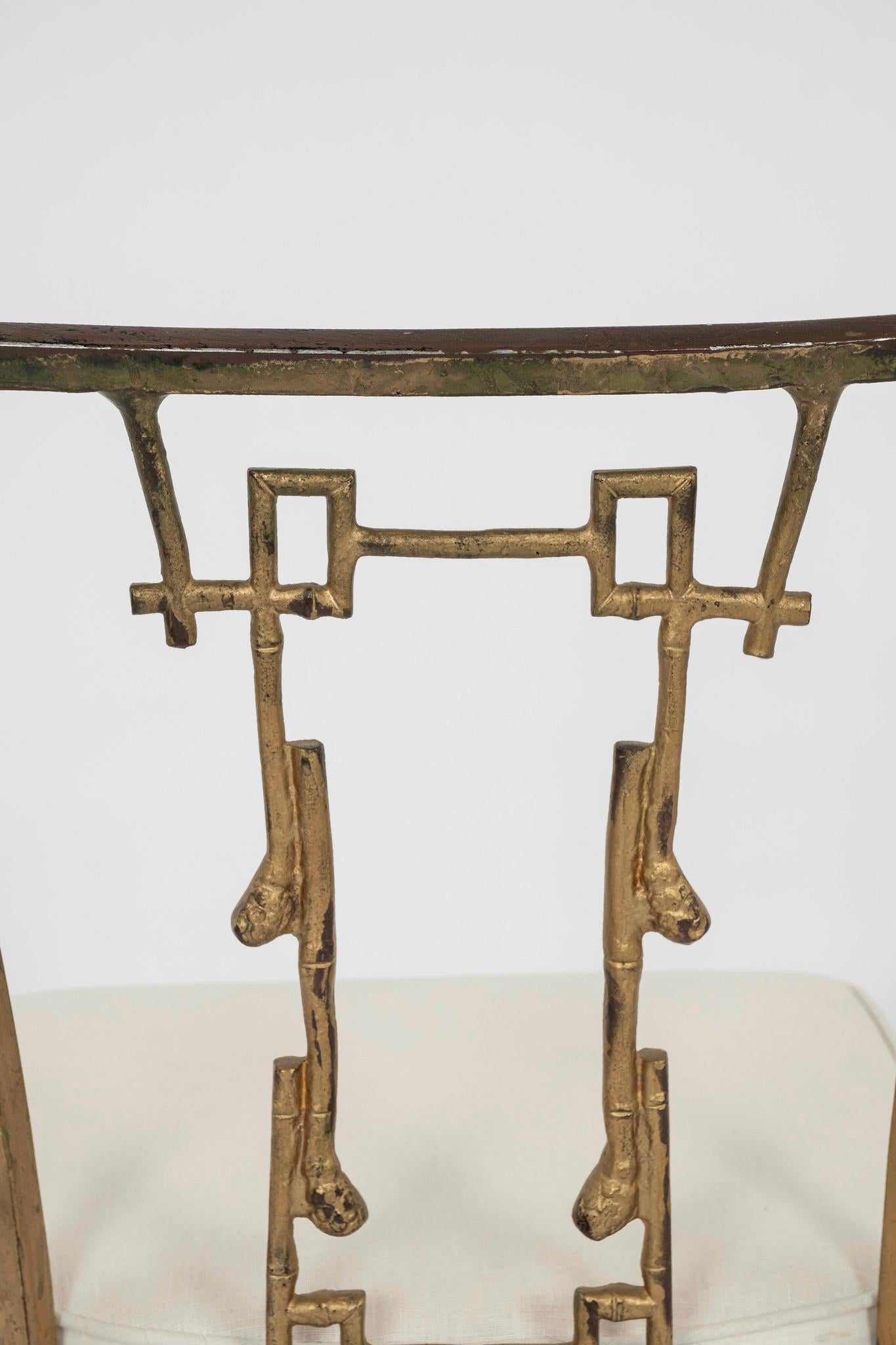Ästhetischer Beistellstuhl aus vergoldetem Eisen und Bambus im Zustand „Starke Gebrauchsspuren“ im Angebot in Houston, TX