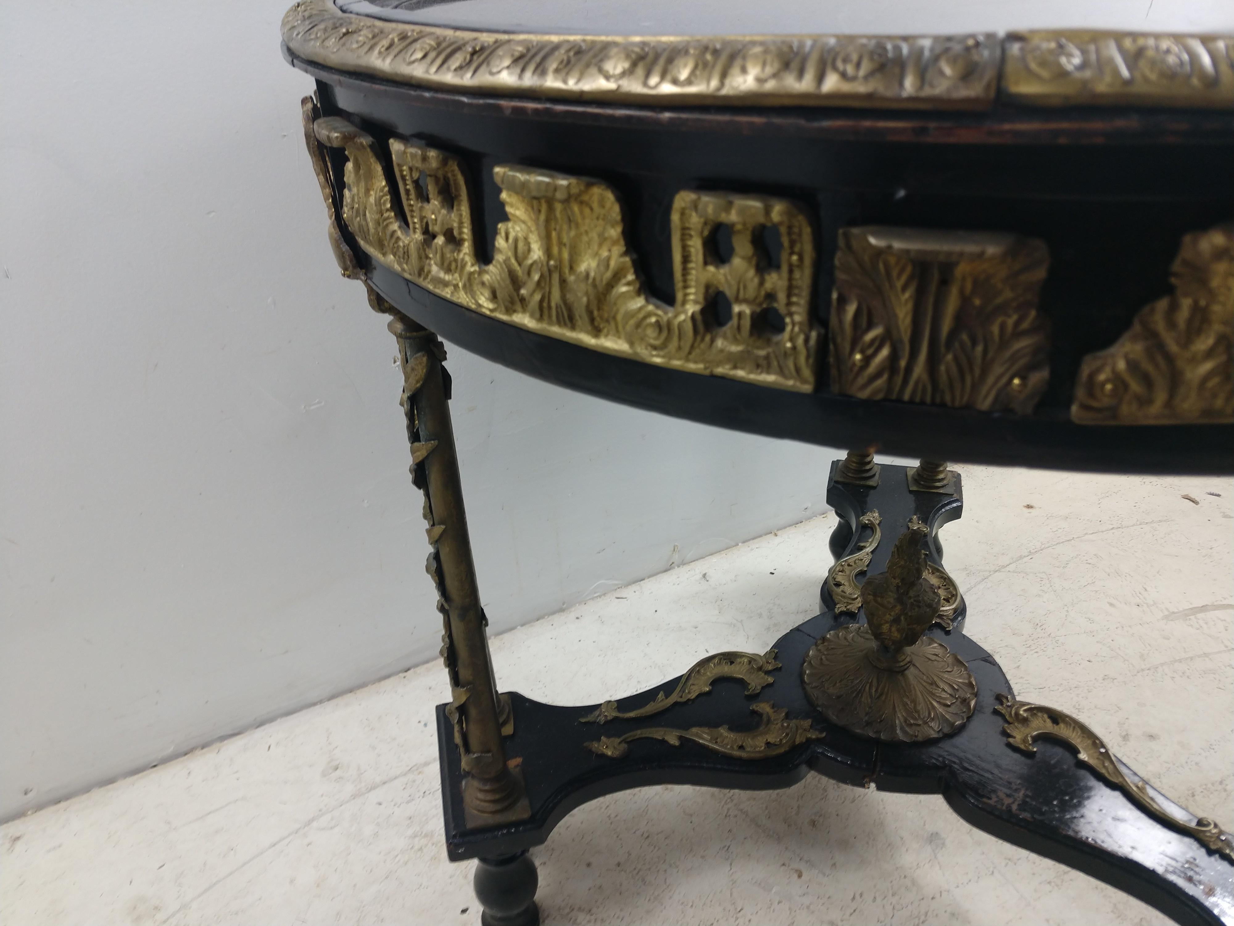 Aesthetic Bronze Marble and Black Lacquer Side End Table, circa 1940 For Sale 4