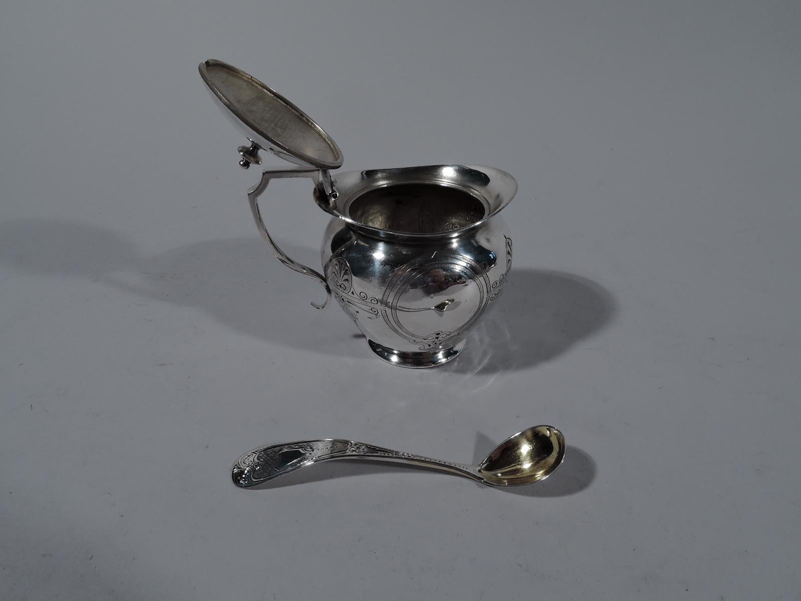 Aesthetic Coin Silver Mustard Pot with Ladle by Krider of Philadelphia In Excellent Condition In New York, NY