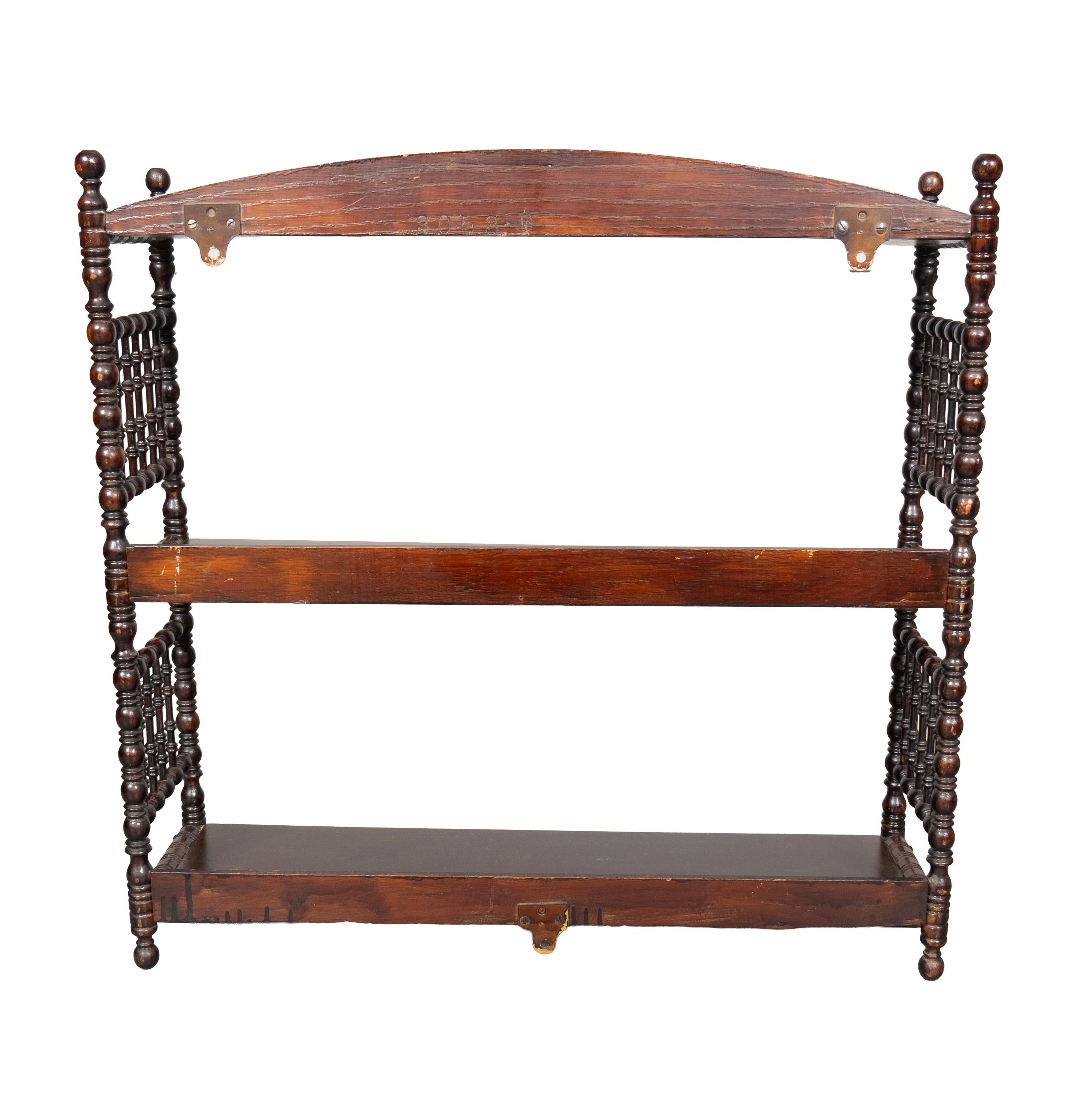 Aesthetic Mahogany Hanging Shelf In Good Condition For Sale In Essex, MA