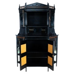 Aesthetic Movement Kabinett von William Watt im Stil von E. W. Godwin