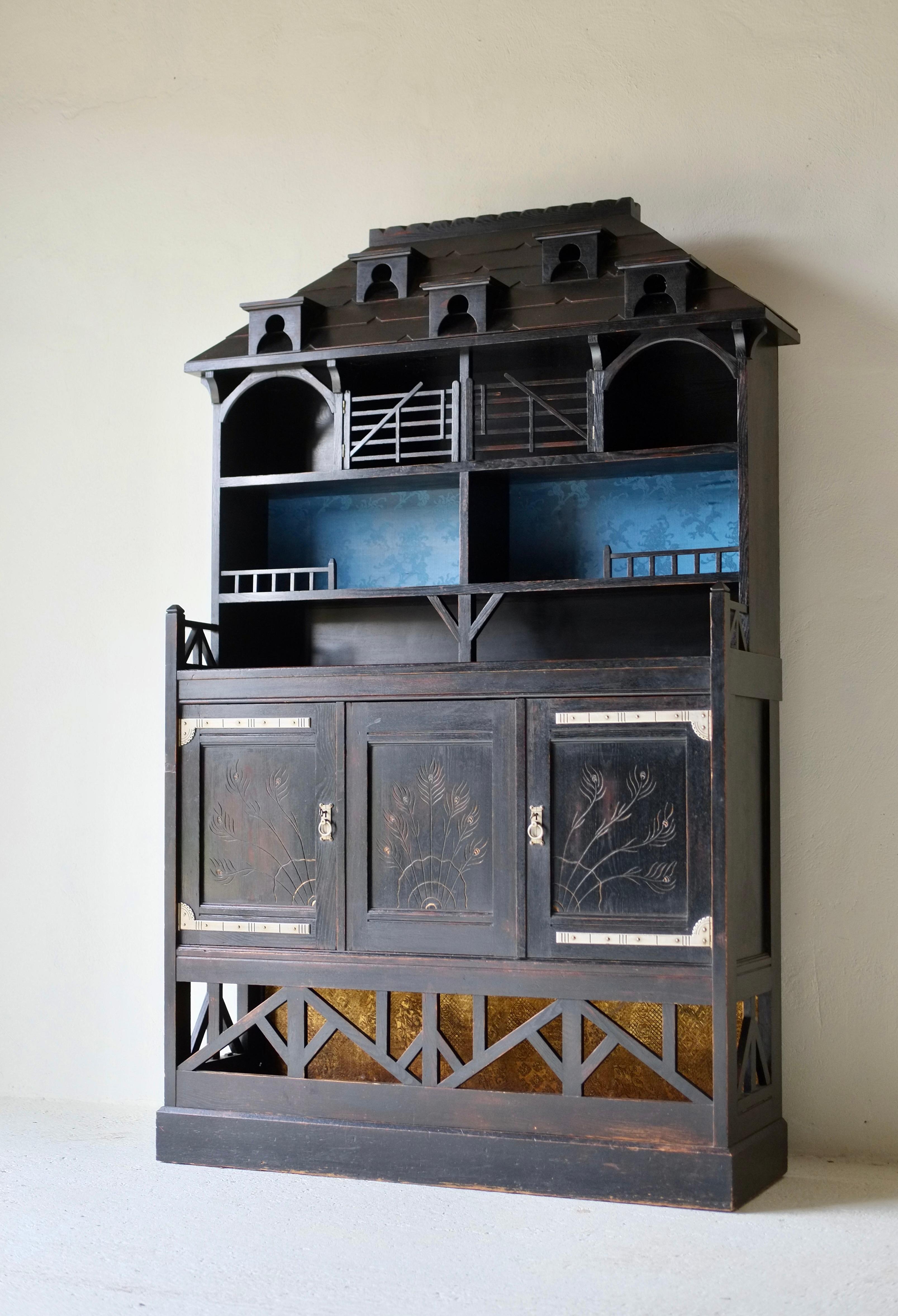 Aesthetic Movement Cabinet, Circa 1880 For Sale 10
