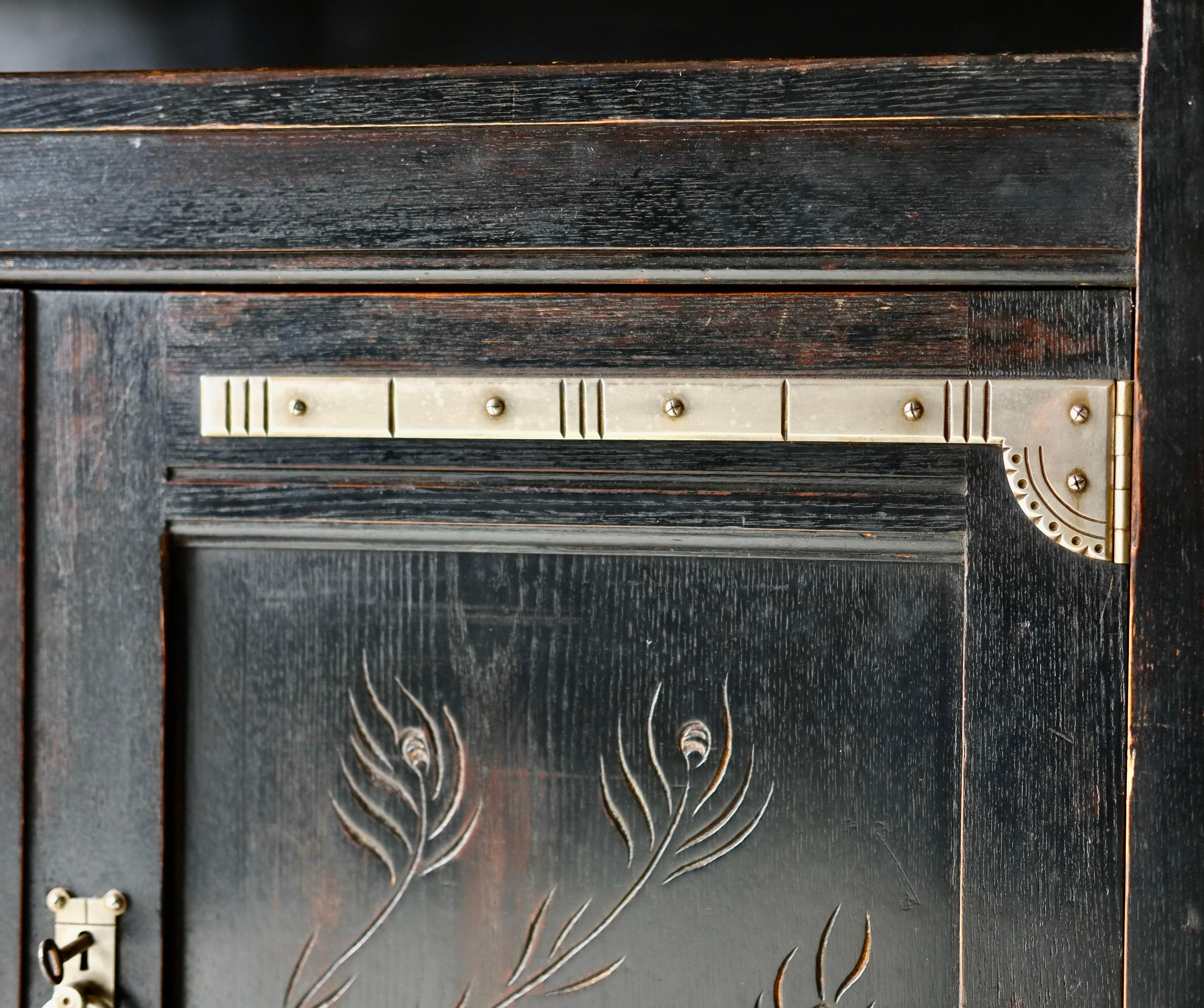 Aesthetic Movement Cabinet, Circa 1880 In Good Condition For Sale In London, GB