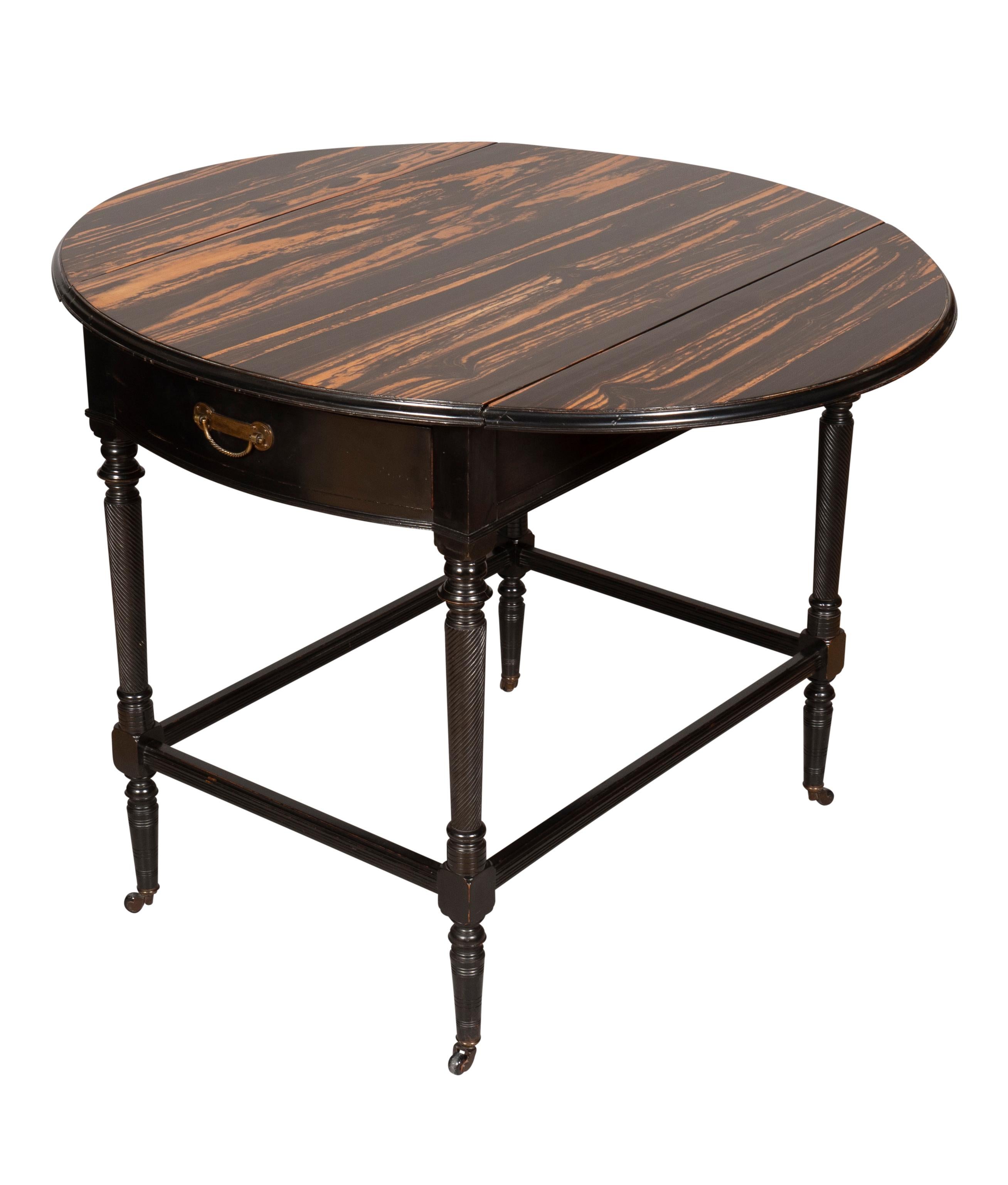Aesthetic Movement Calamander and Ebonized Pembroke Table For Sale 11