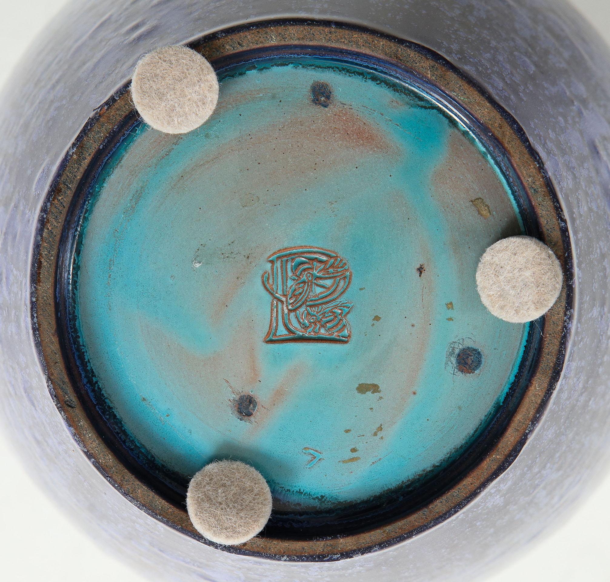 Vaso in ceramica Aesthetic Movement di Pilkington in vendita 2