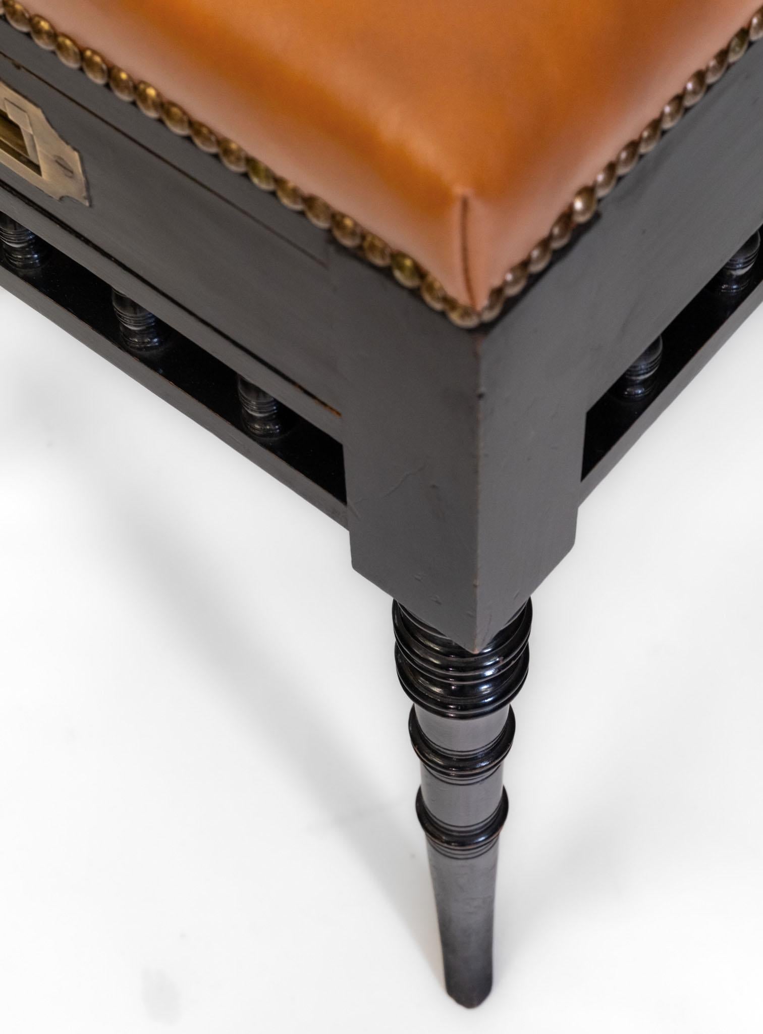 Aesthetic Movement Ebonised & Leather Piano Stool With Drawer Circa 1880 (Leder) im Angebot