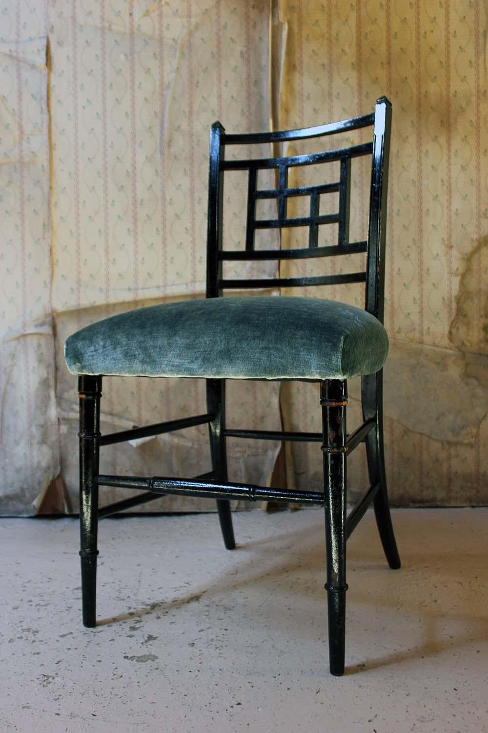 Aesthetic Movement Ebonized Side Chair in the Manner of E.W. Godwin In Good Condition In Bedford, Bedfordshire