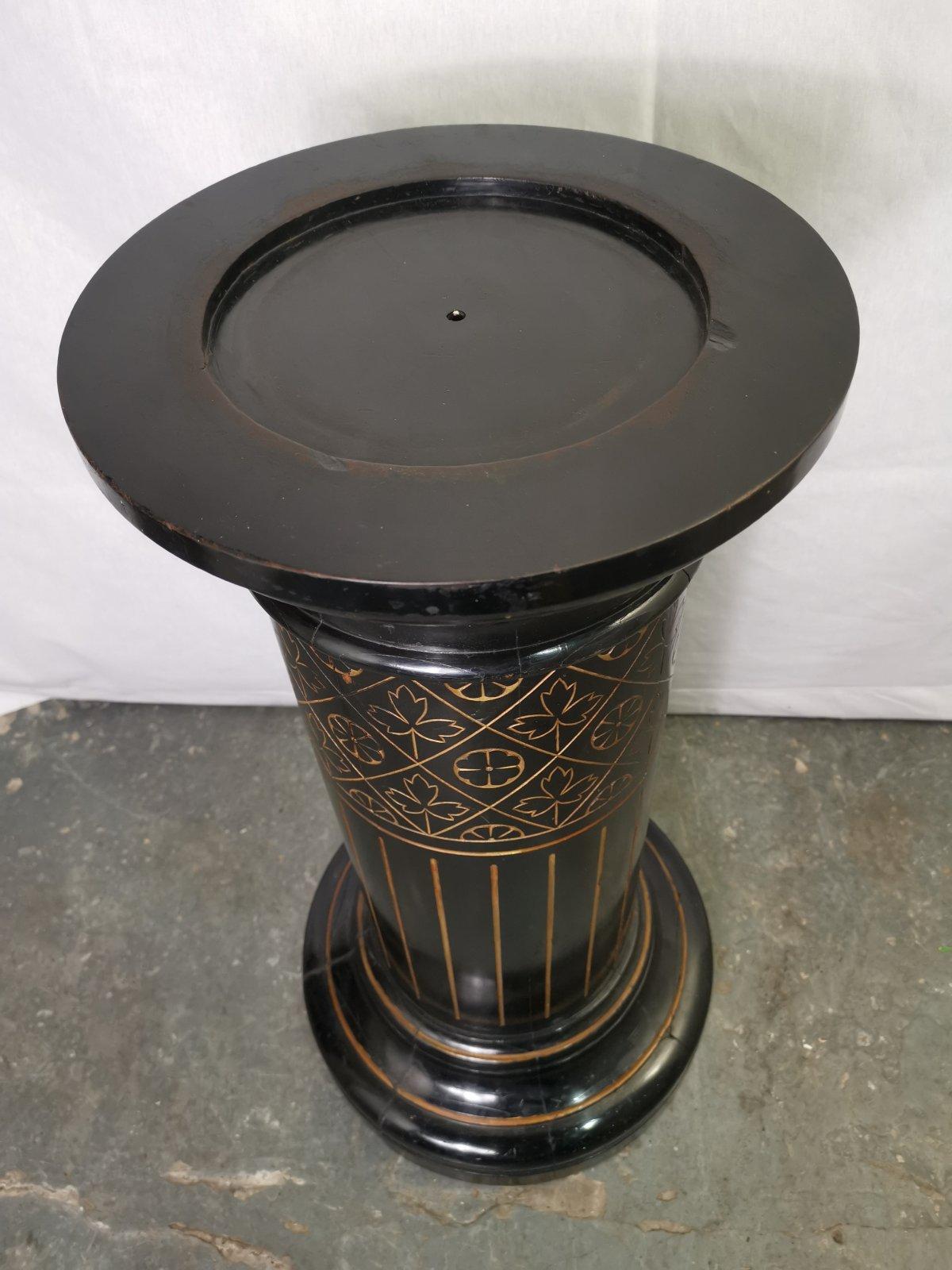 Aesthetic Movement Ebonized Pedestal Torchière with Incised & Gilded Decoration 4