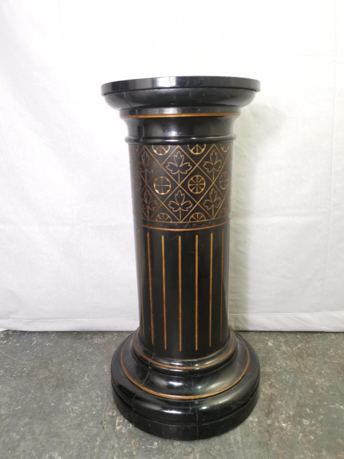 In style of Dr C Dresser for Bushloe House.
An Aesthetic movement, circular ebonized pedestal torchière or stand, with close carved gilded florets alternating with leaves and lower line decoration.
Images are of all sides.