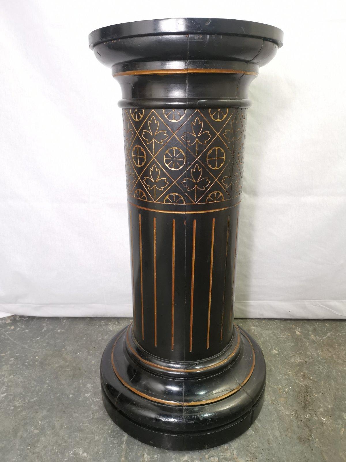 English Aesthetic Movement Ebonized Pedestal Torchière with Incised & Gilded Decoration For Sale