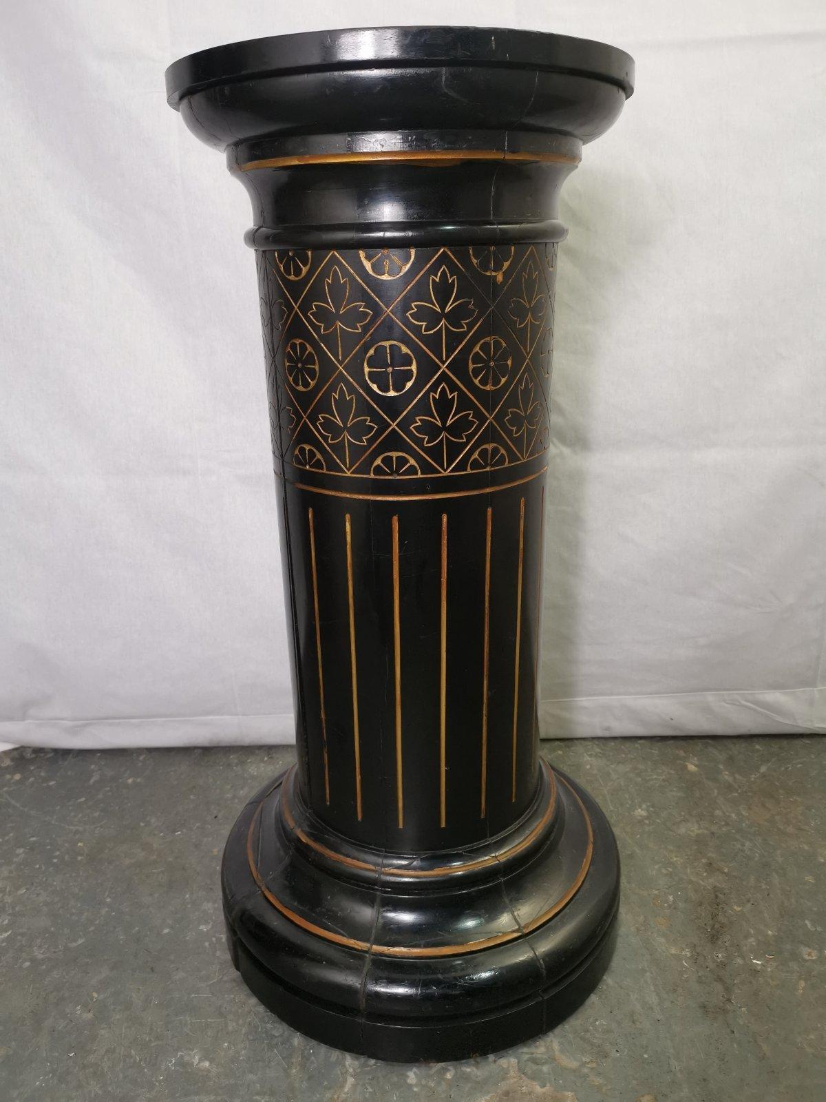 Aesthetic Movement Ebonized Pedestal Torchière with Incised & Gilded Decoration In Good Condition For Sale In London, GB