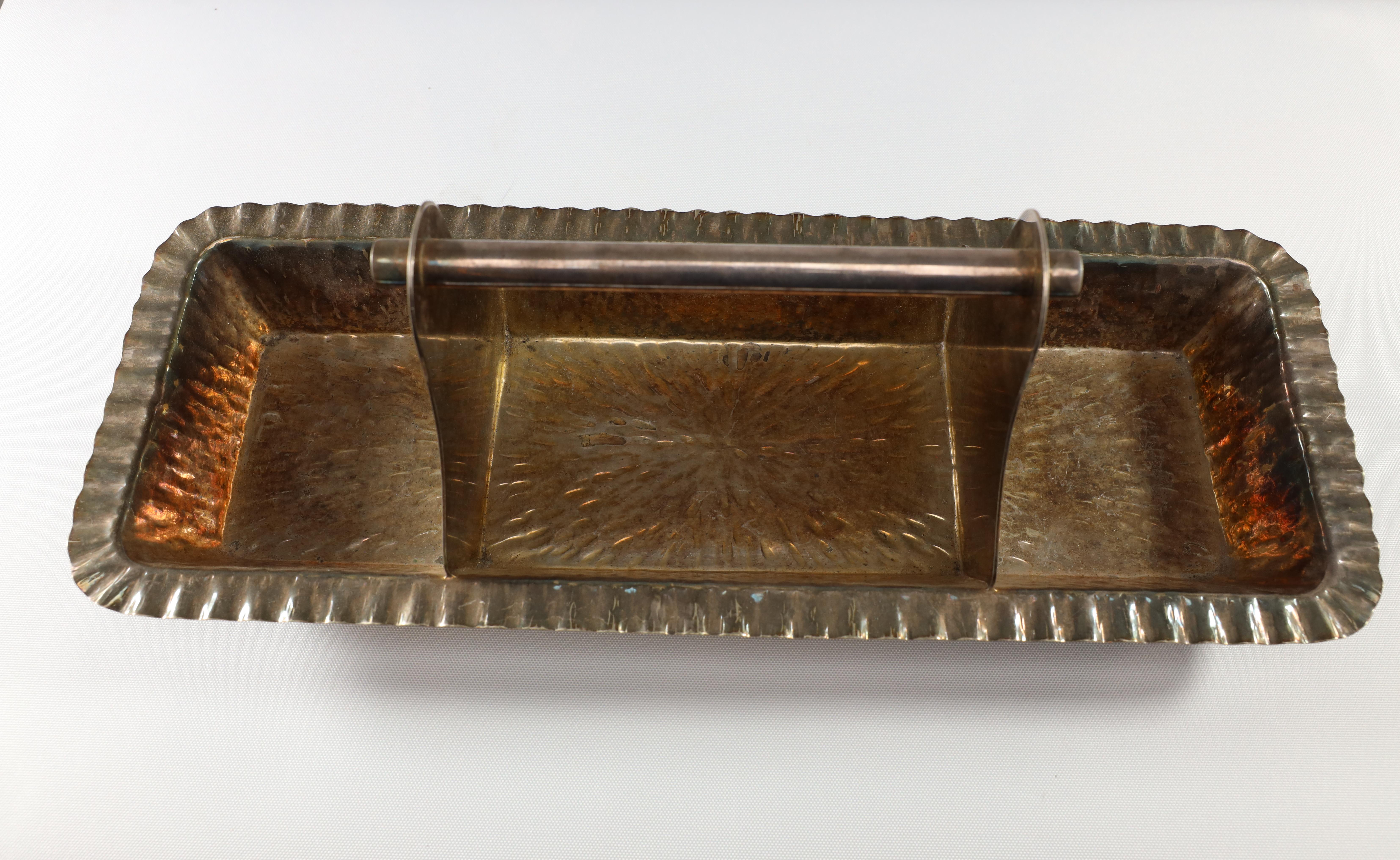 An Aesthetic Movement Electro-Plated Oblong Tray by Hukin and Heath For Sale 2
