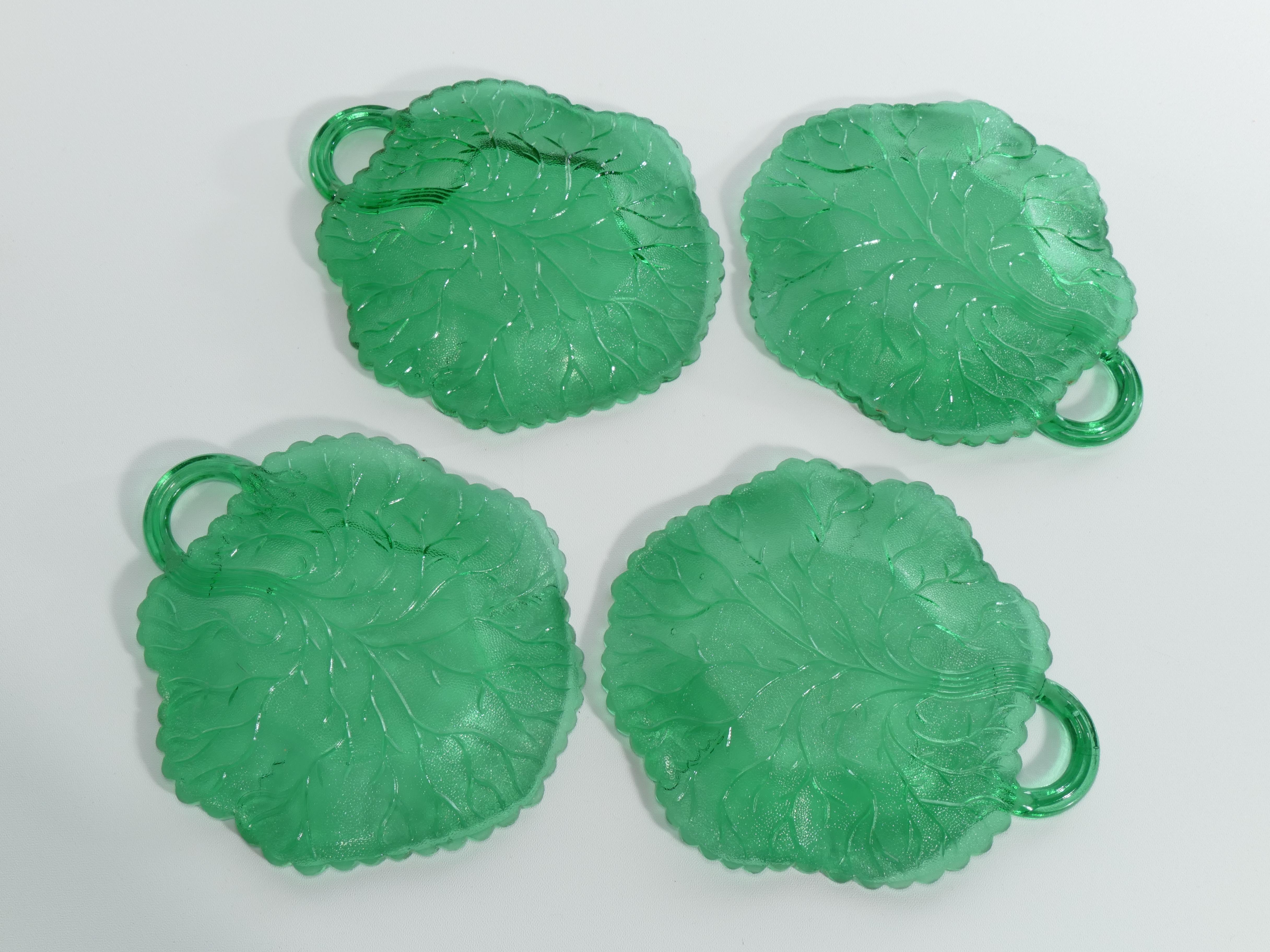 Swedish Aesthetic Movement Emerald Green Glass Leaf Plates For Sale