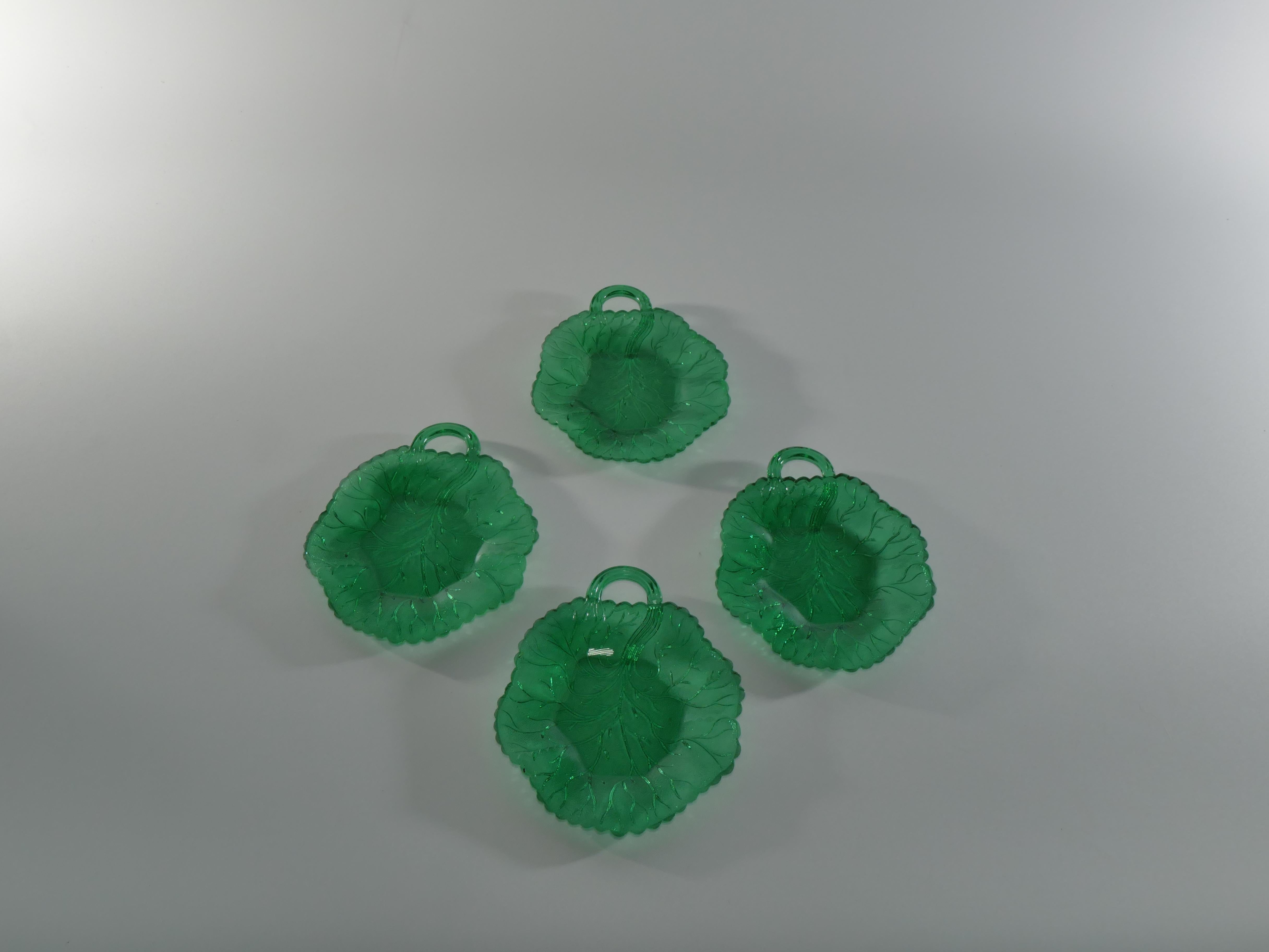 Aesthetic Movement Emerald Green Glass Leaf Plates For Sale 2