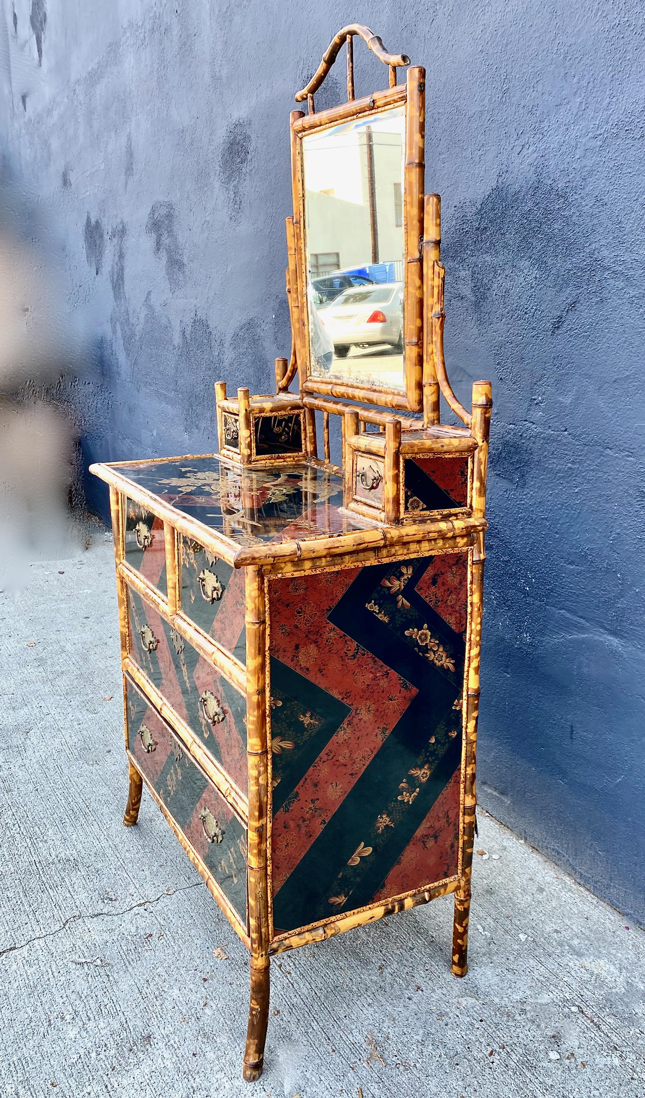 English Aesthetic Movement Japanese Lacquered Chest For Sale