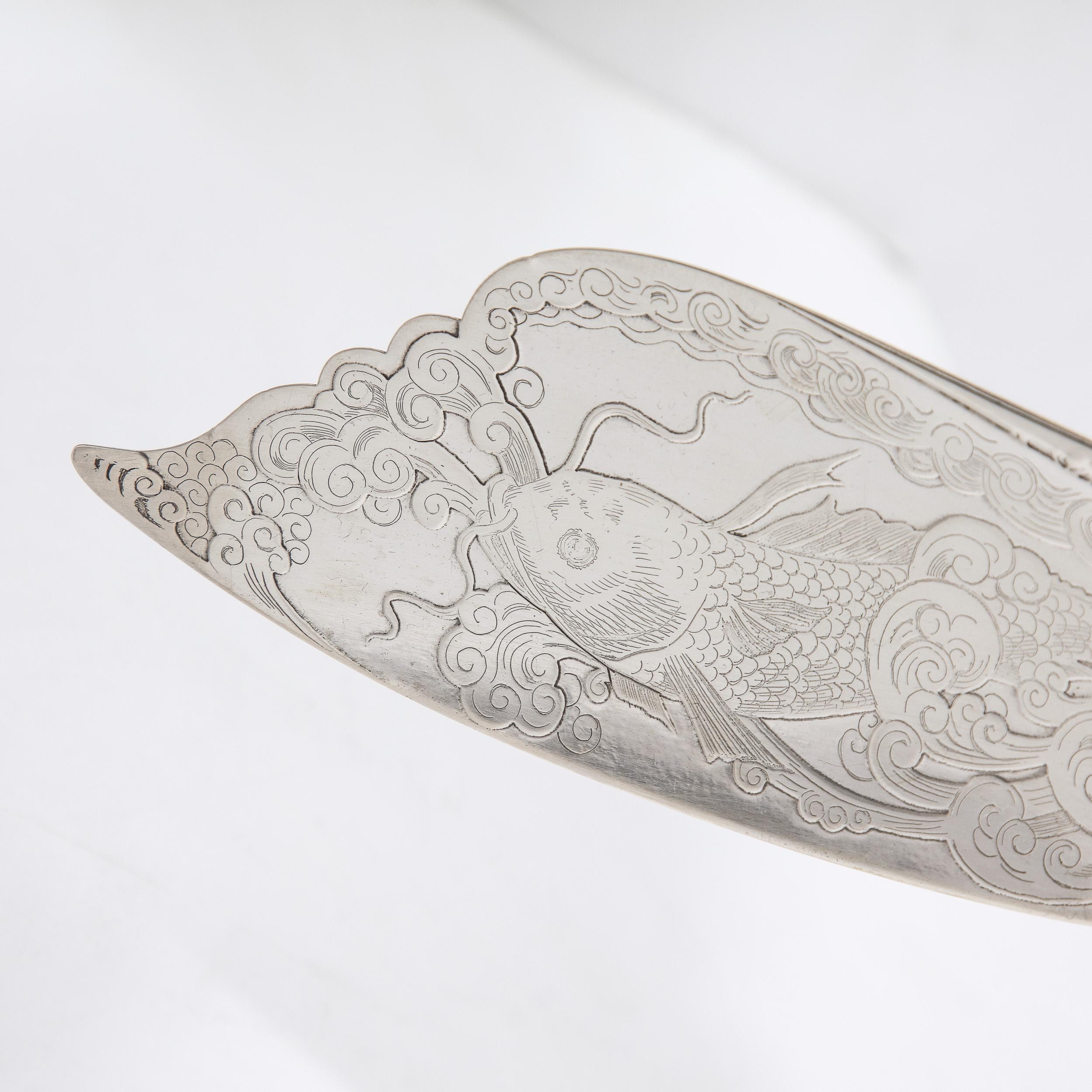 Aesthetic Movement Sterling Silver Fish Slice w/ Acid Etched Detail by Whiting  For Sale 1