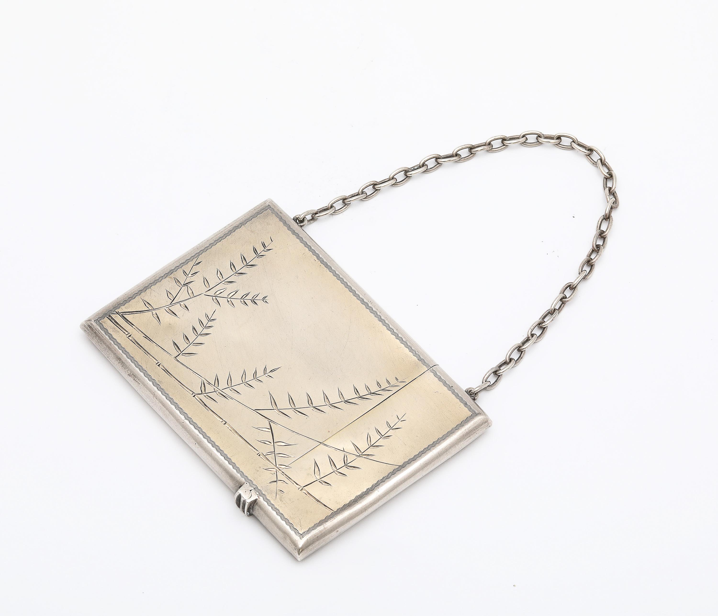 Estuche para tarjetas de visita/tarjetas de visita Aesthetic Movement de plata de ley dorada Dorado en venta