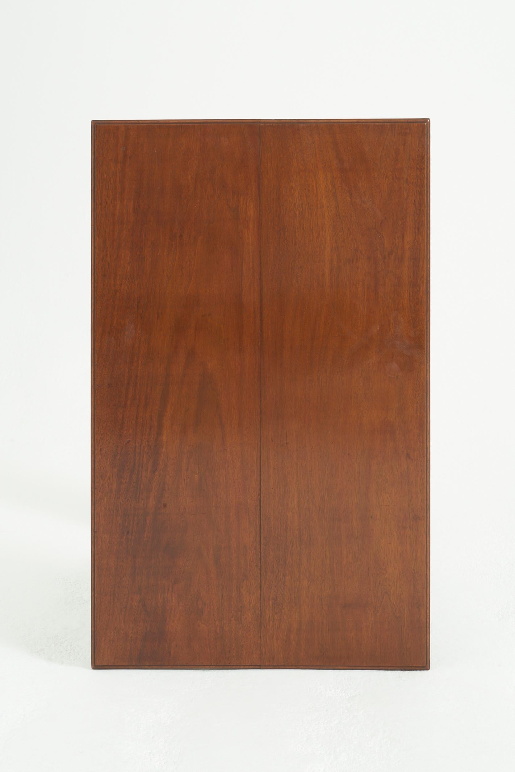 Aesthetic Movement Table Bon état - En vente à London, GB
