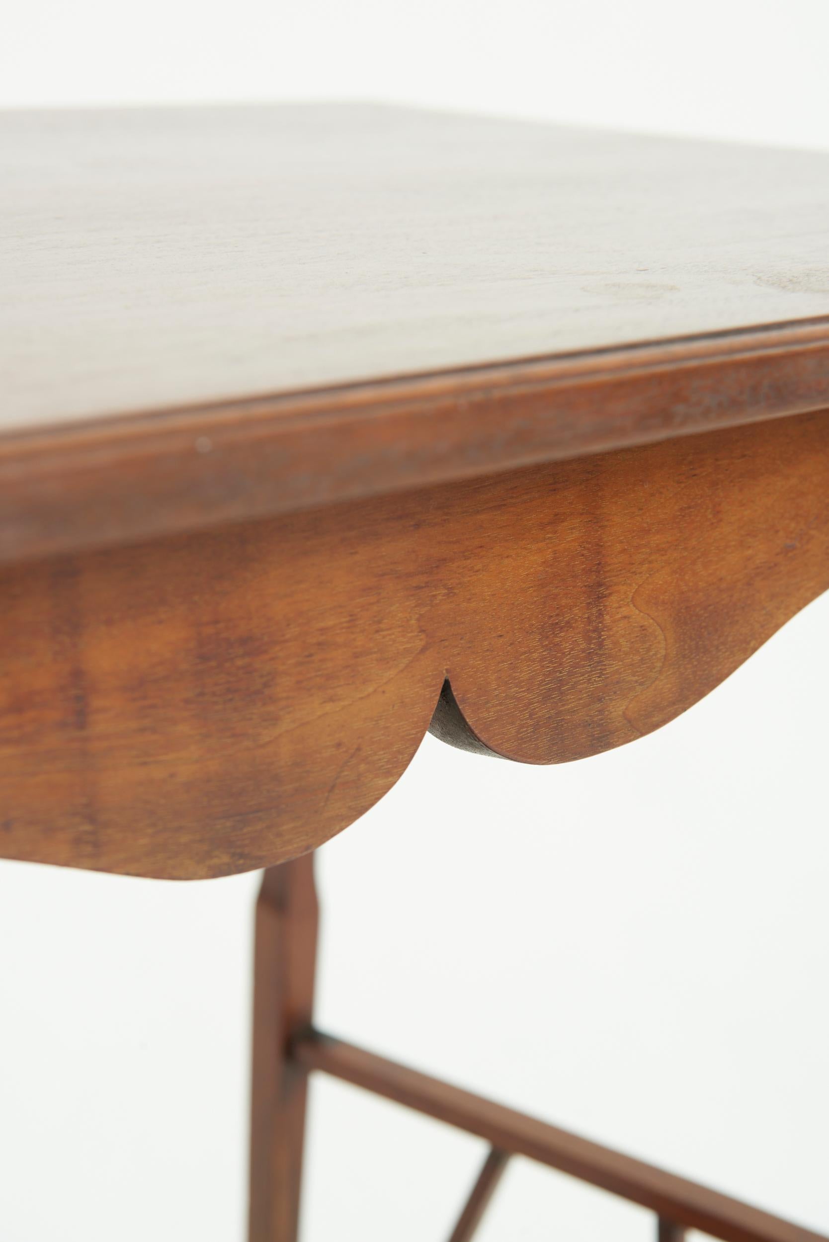 Aesthetic Movement Table en vente 1