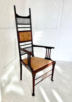 Fauteuil à dossier haut en acajou Aesthetic Movement Attribué à Liberty & Co.