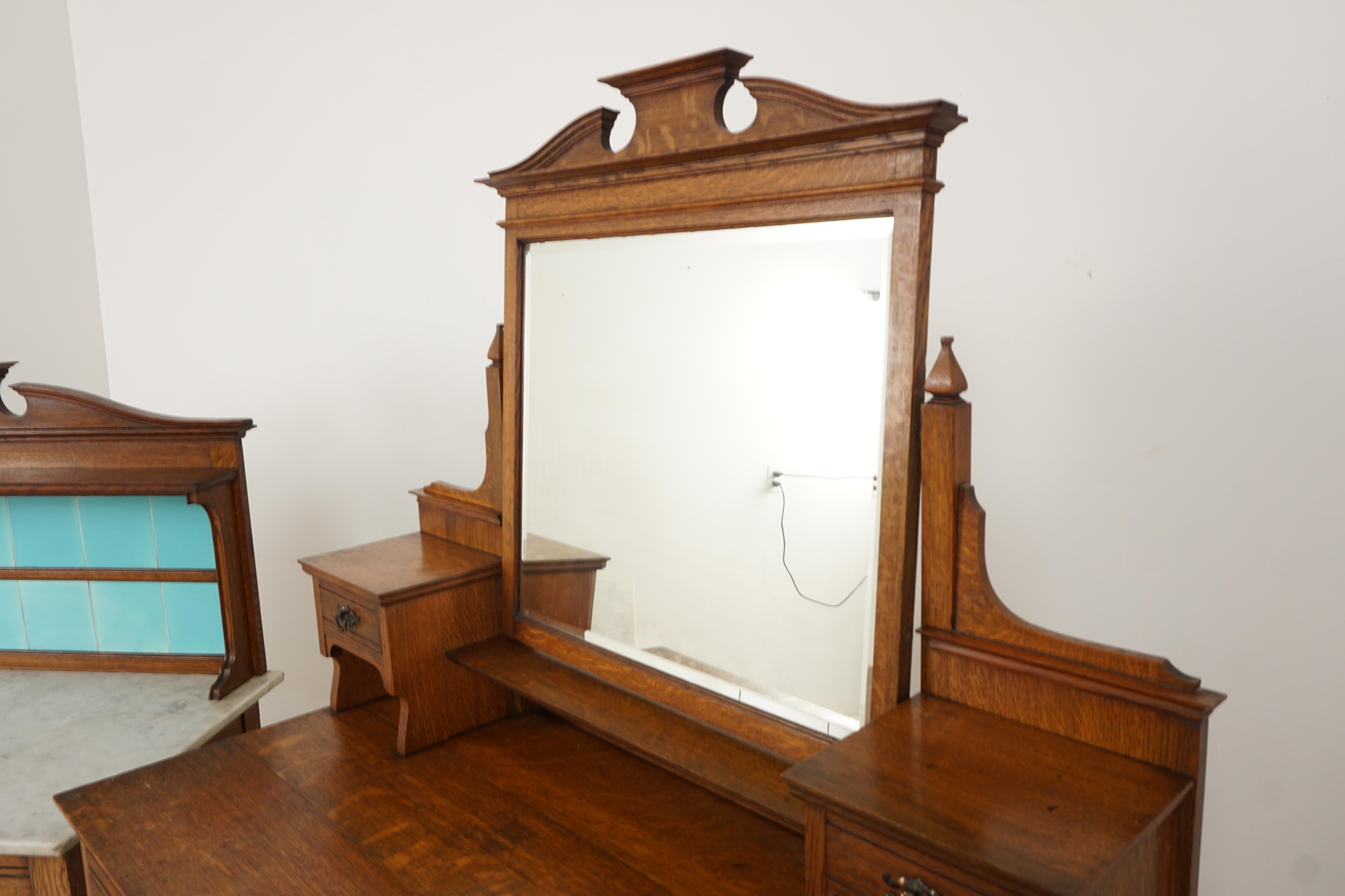 Late 19th Century Aesthetic Movement Tiger Oak Vanity, Maple & Co. London, England 1900, H538 For Sale
