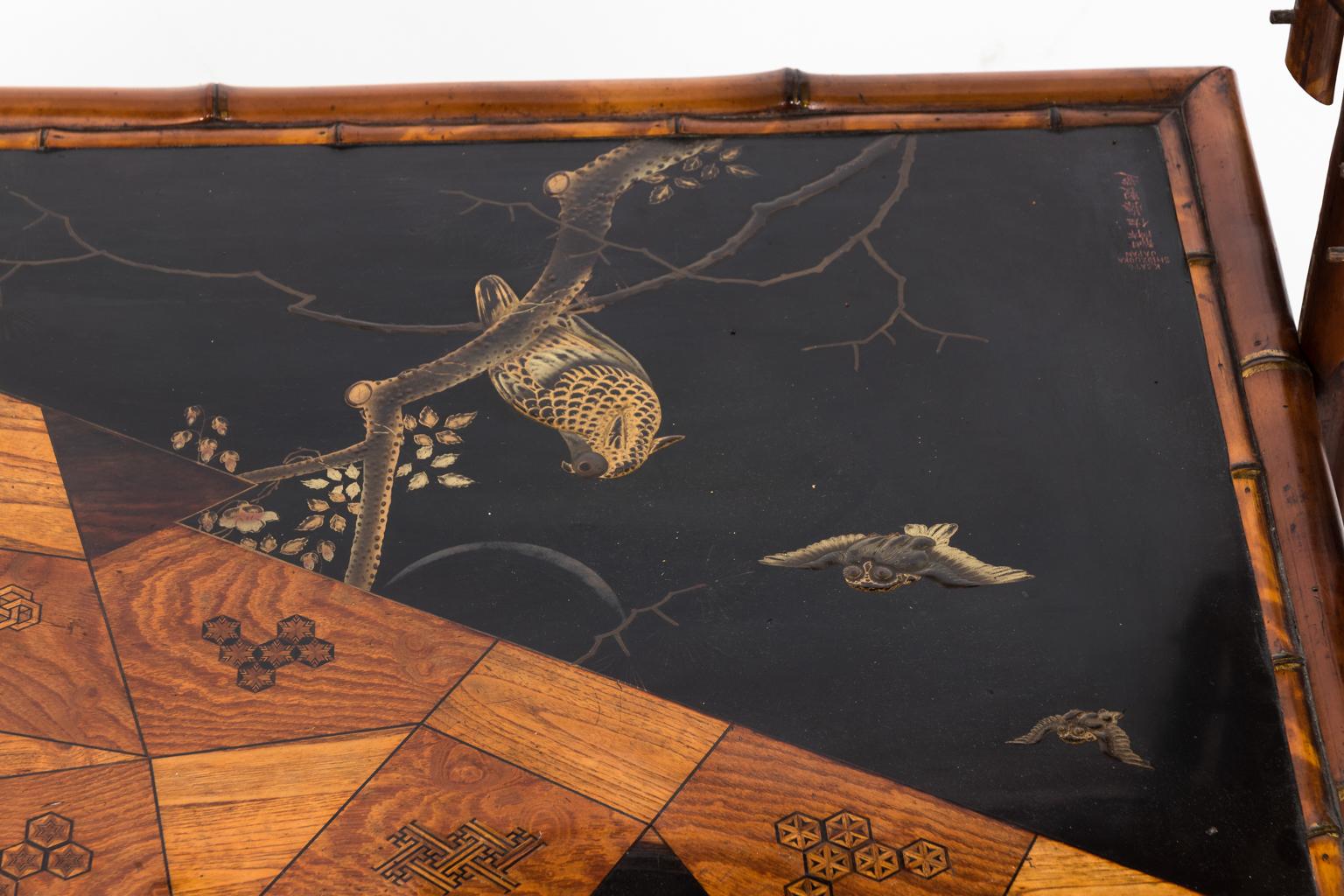 Legno Tavolino Aesthetic Movement in vendita