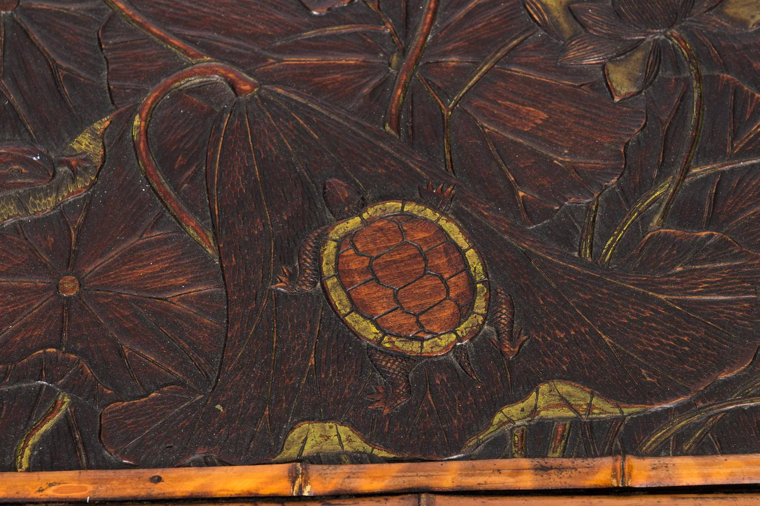 Tavolino Aesthetic Movement in vendita 3