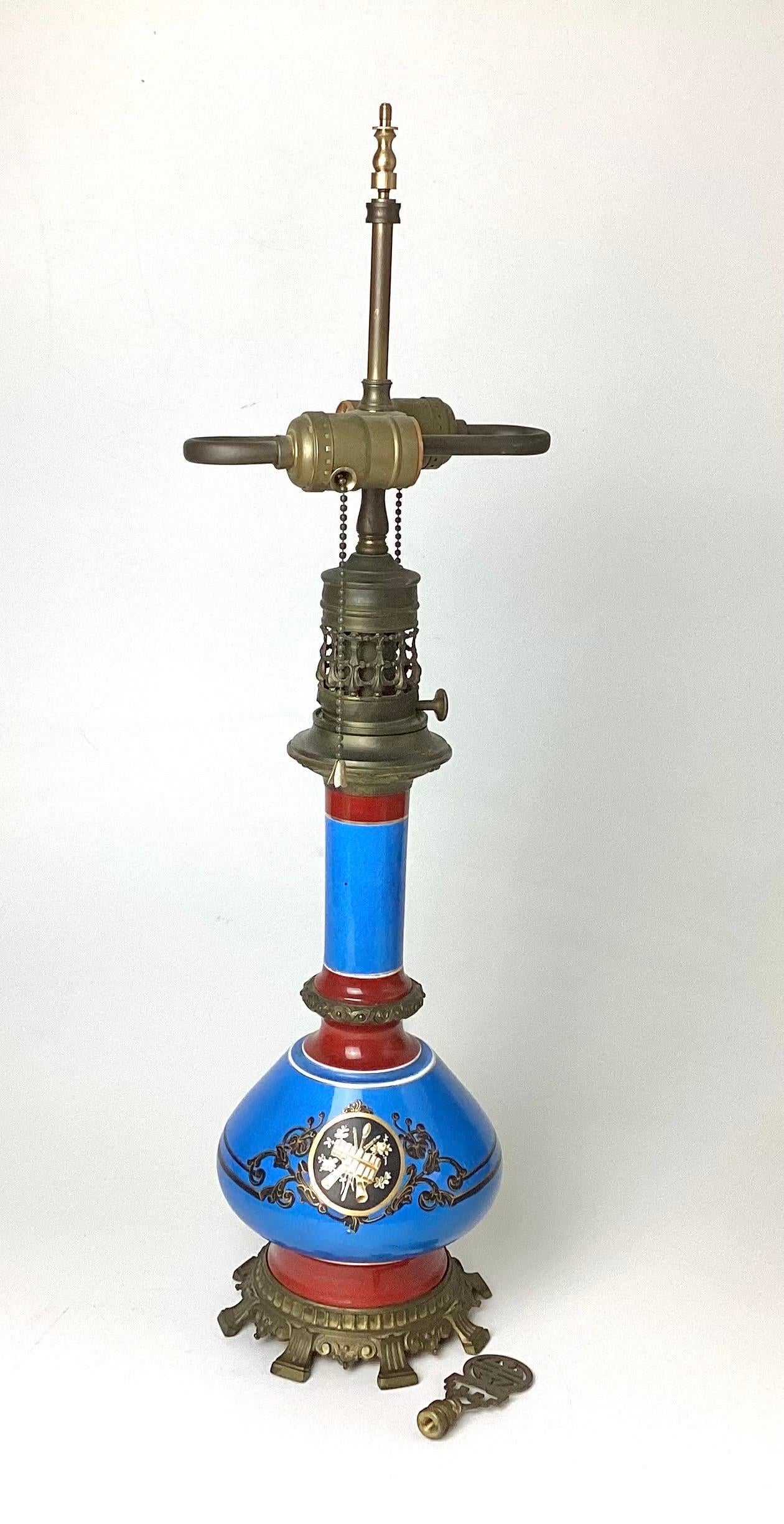 Aesthetic Movement Victorian Table Lamp. Shade is not included. 22
