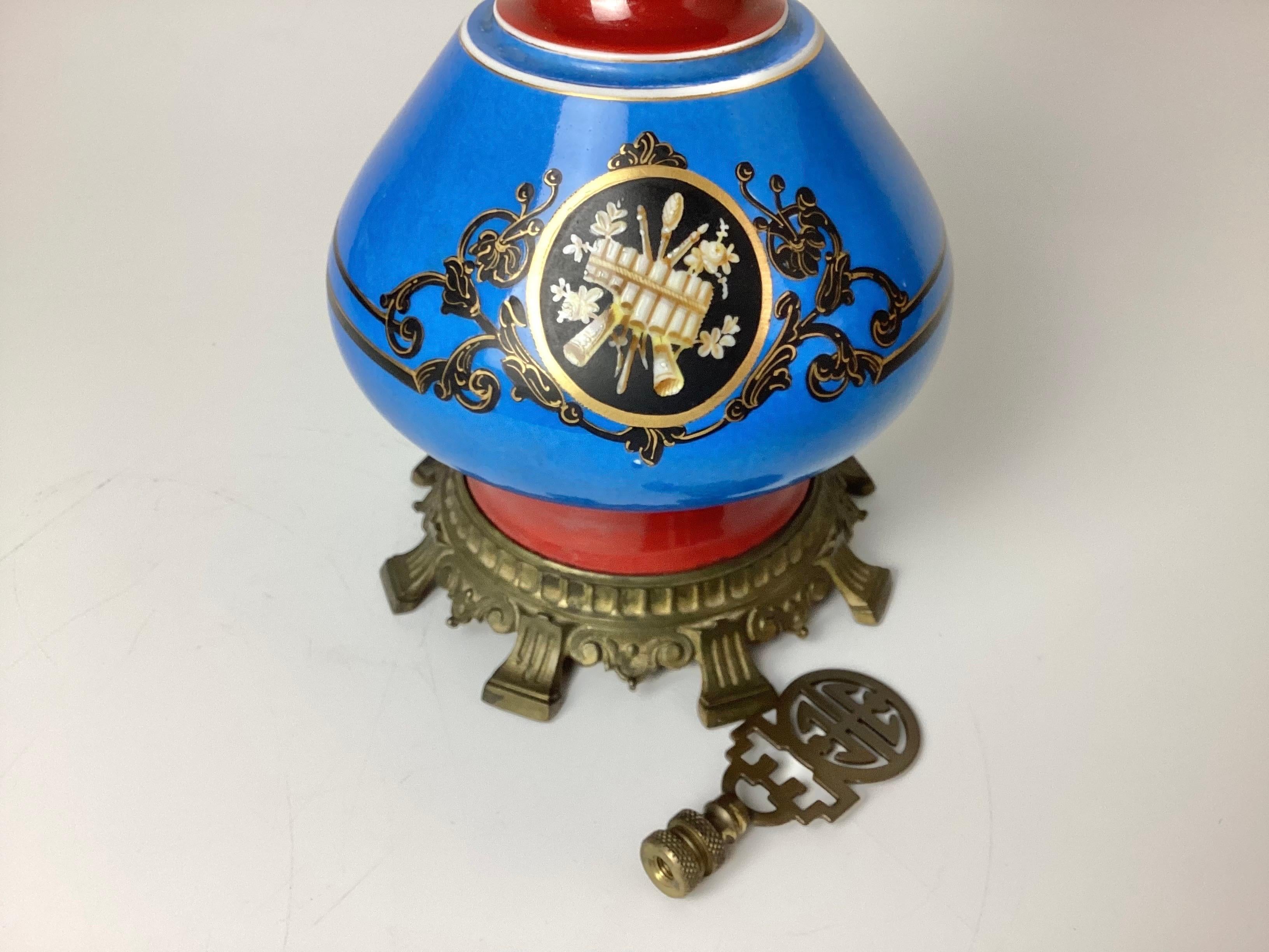 American Aesthetic Movement Victorian Table Lamp For Sale