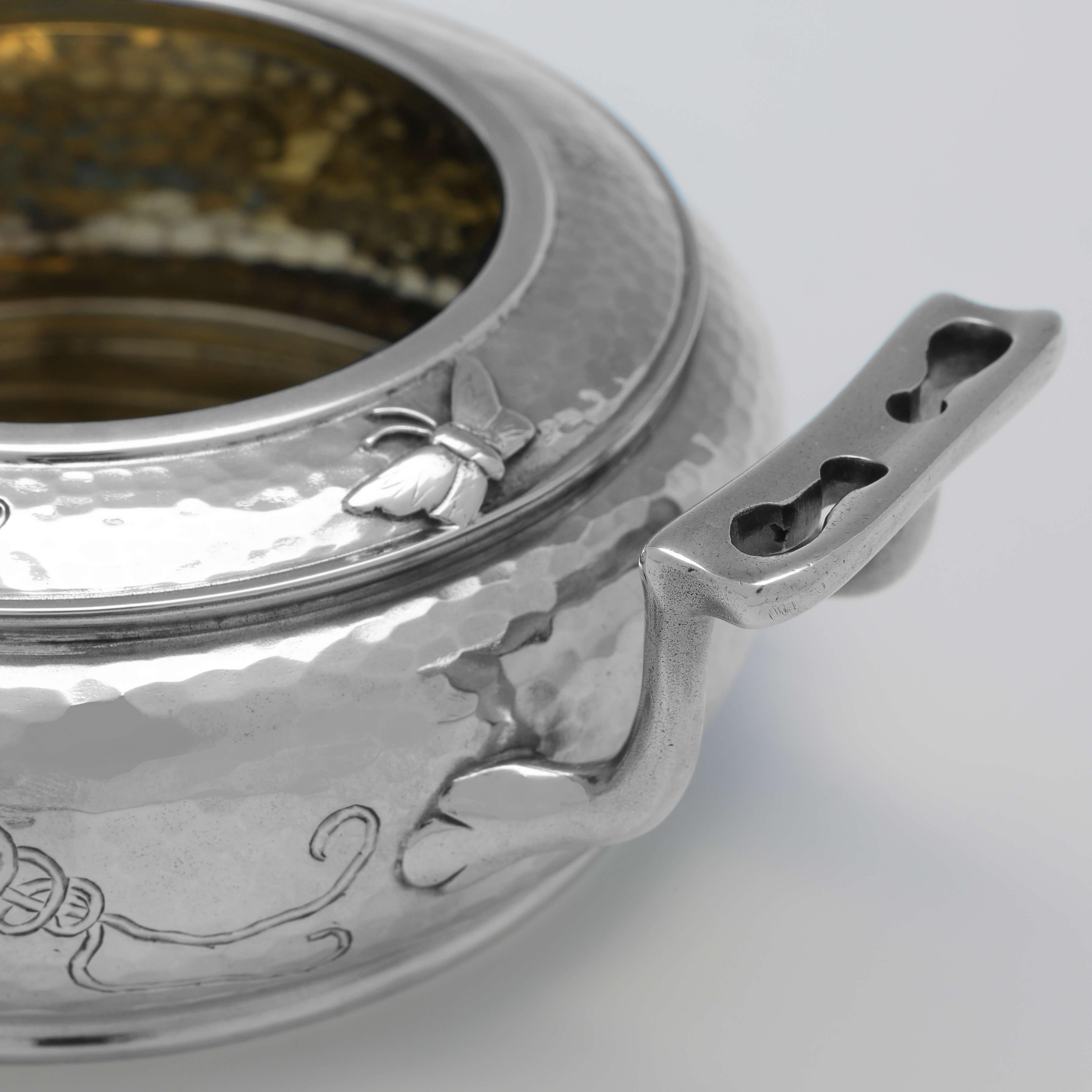 Late 19th Century Aesthetic Period & Design English Sterling Silver Bowl, London 1879 For Sale