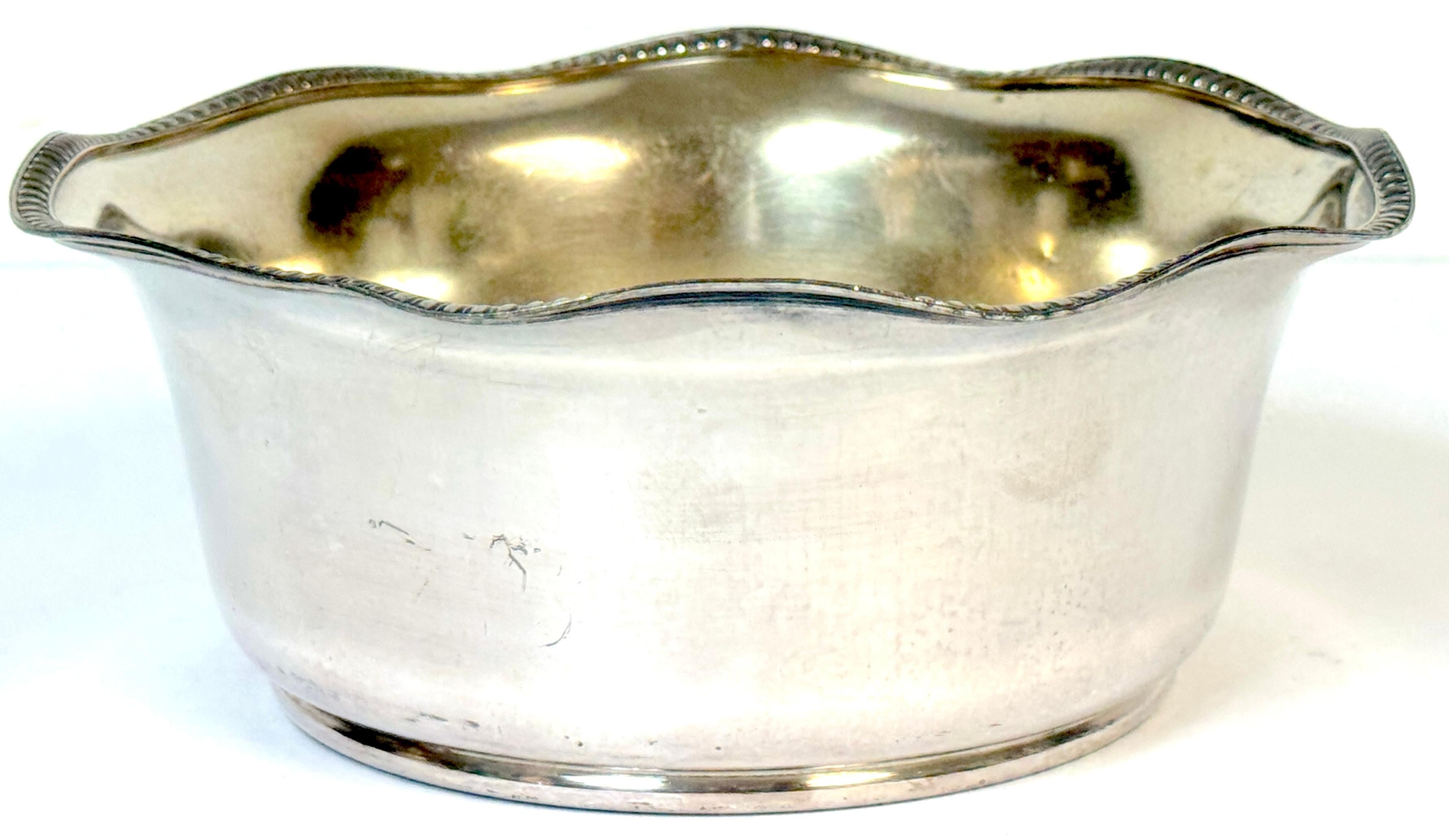 Placcato argento Ciotola estetica placcata in argento o sottobicchiere da vino Jeroboam con motivo a rete e a pesce, 1880 ca. in vendita