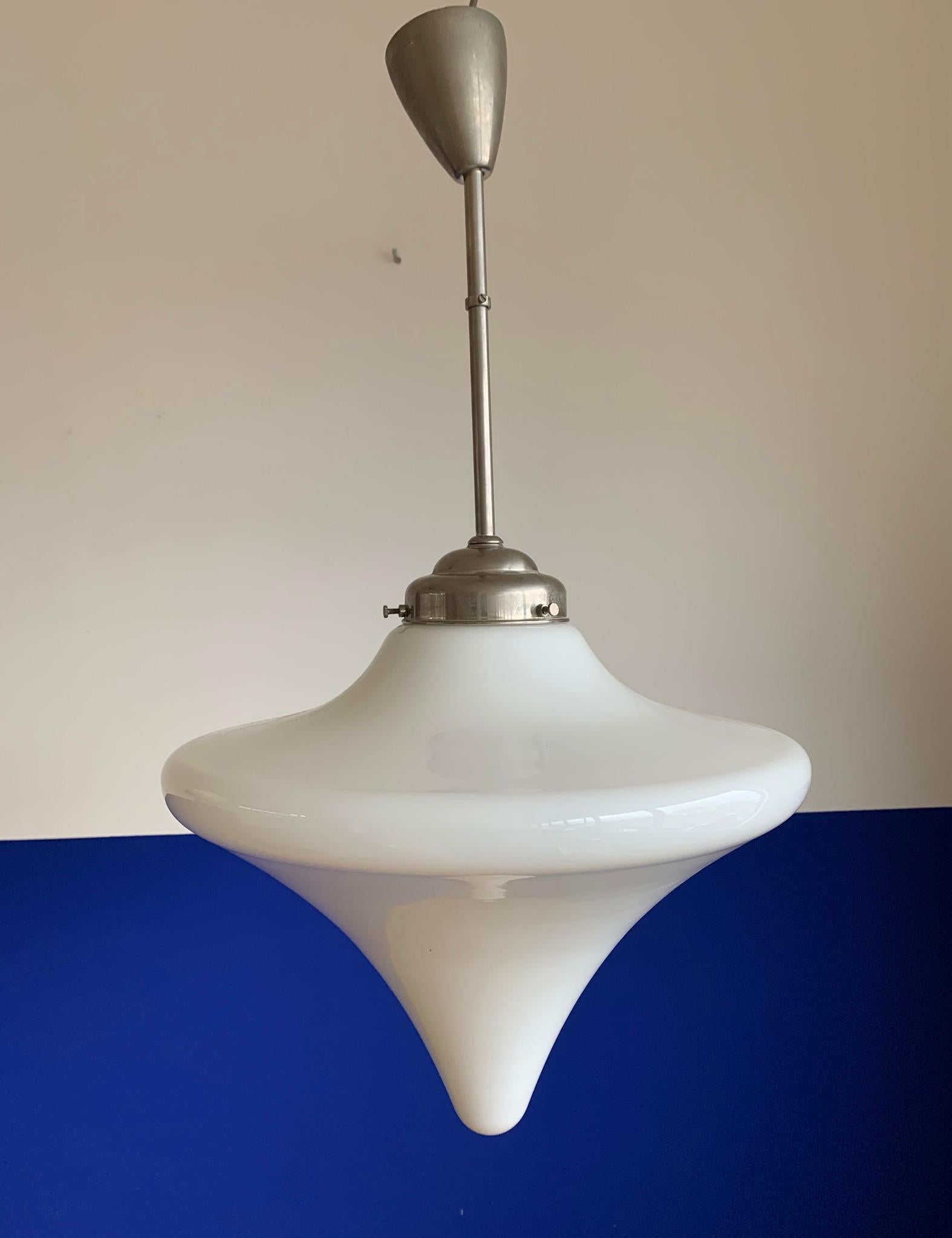 Aesthetically Perfect 1920s Art Deco Opaline Glass Pendant Light with Metal Rod For Sale 3